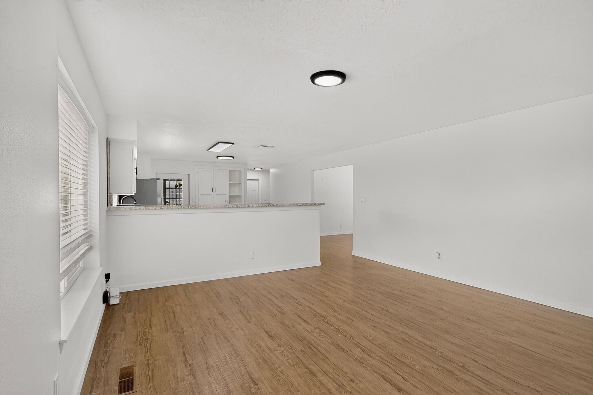 Photo 19 — 135 Tarpon Avenue SE