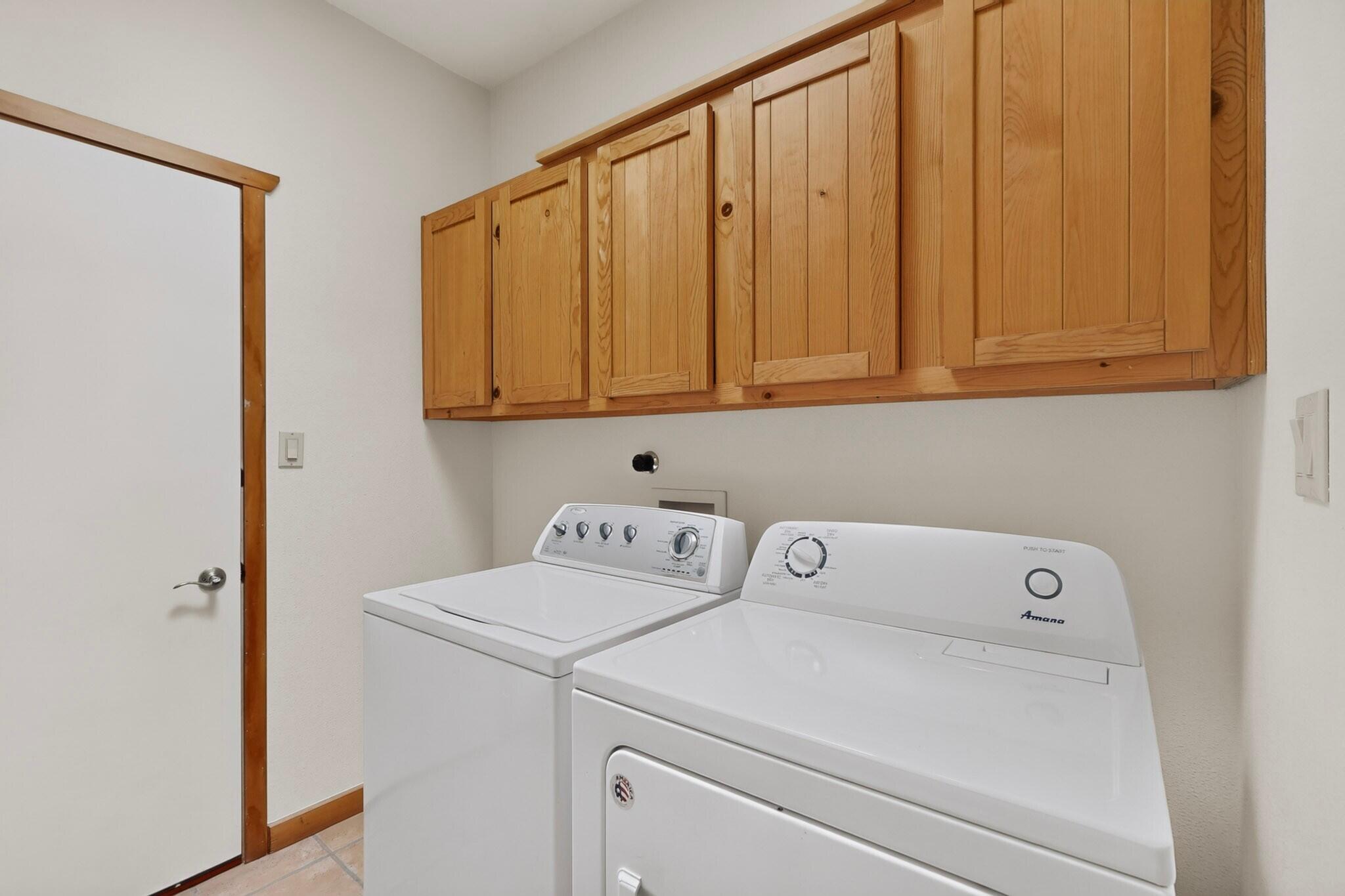 Photo 6 — 5716 Rio Mimbres Road NE