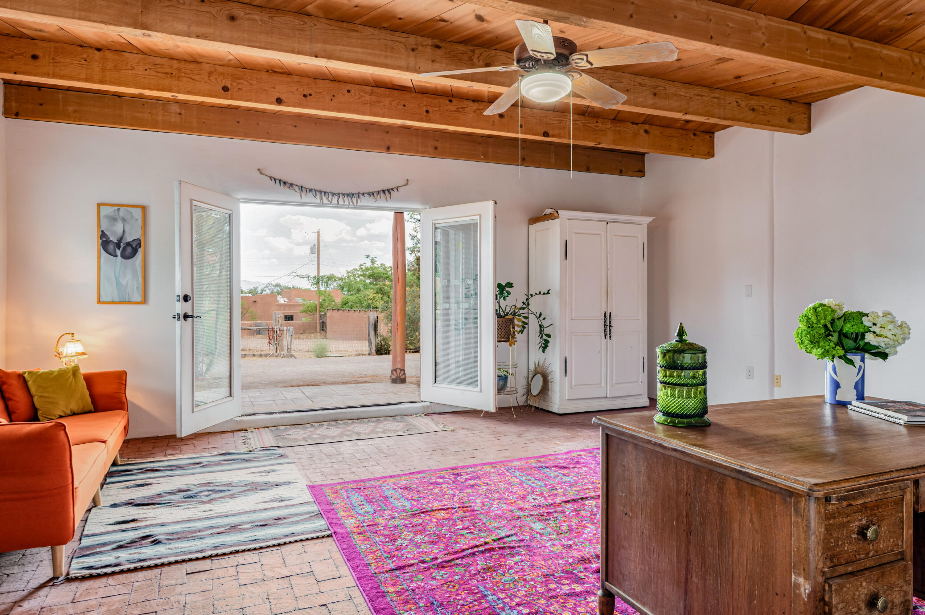 Photo 4 — 123 Ashley Lane NW