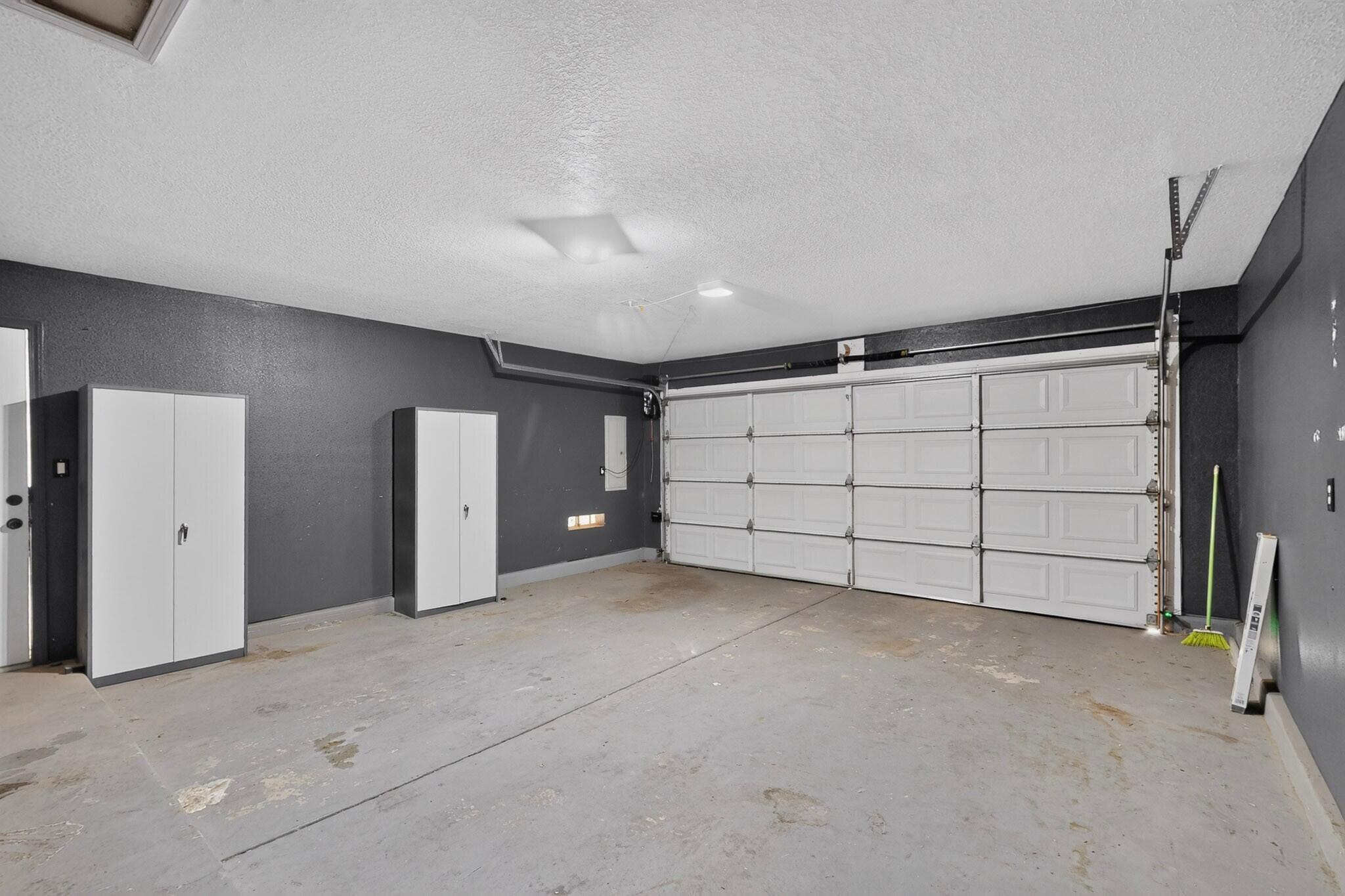 Photo 11 — 1341 Vista Centro Drive SW