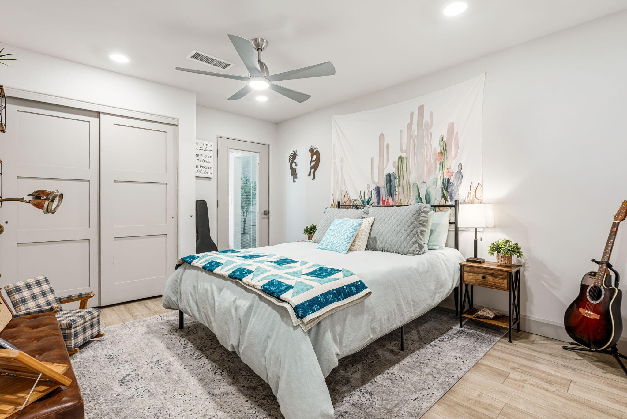 Photo 4 — 2952 Aberdeen Drive SE