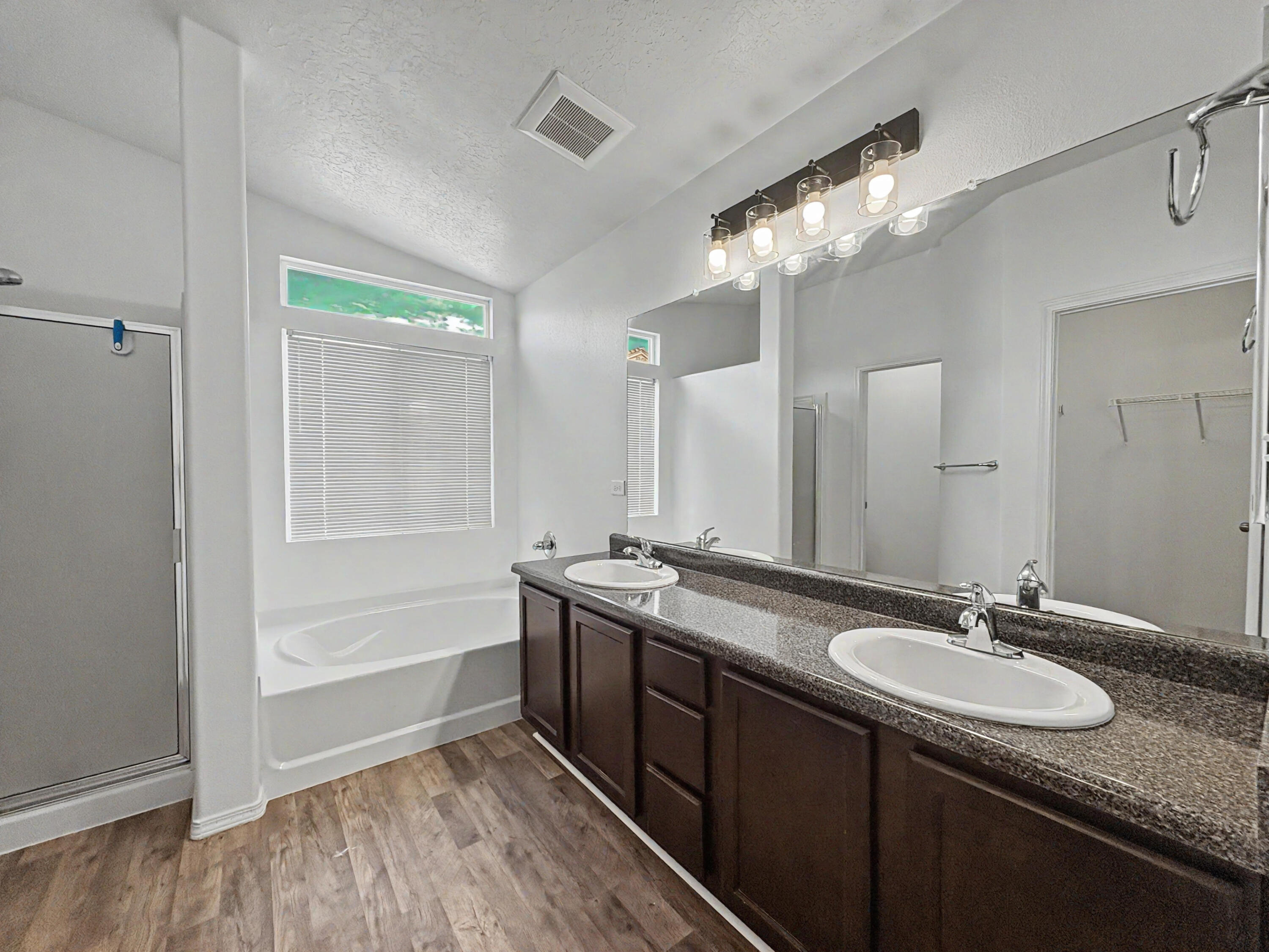 Photo 20 — 2851 Merlot Drive SW