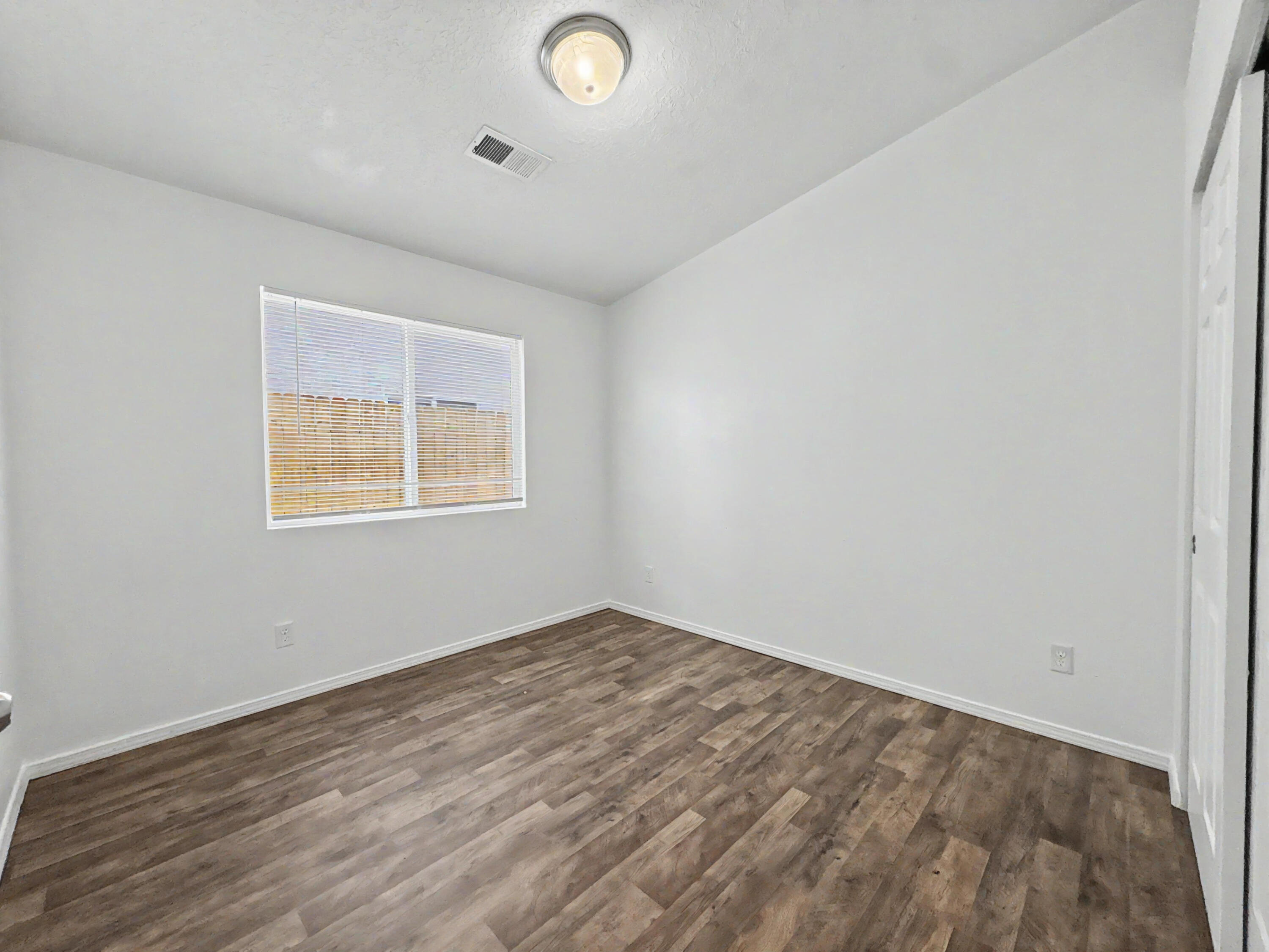 Photo 16 — 2851 Merlot Drive SW