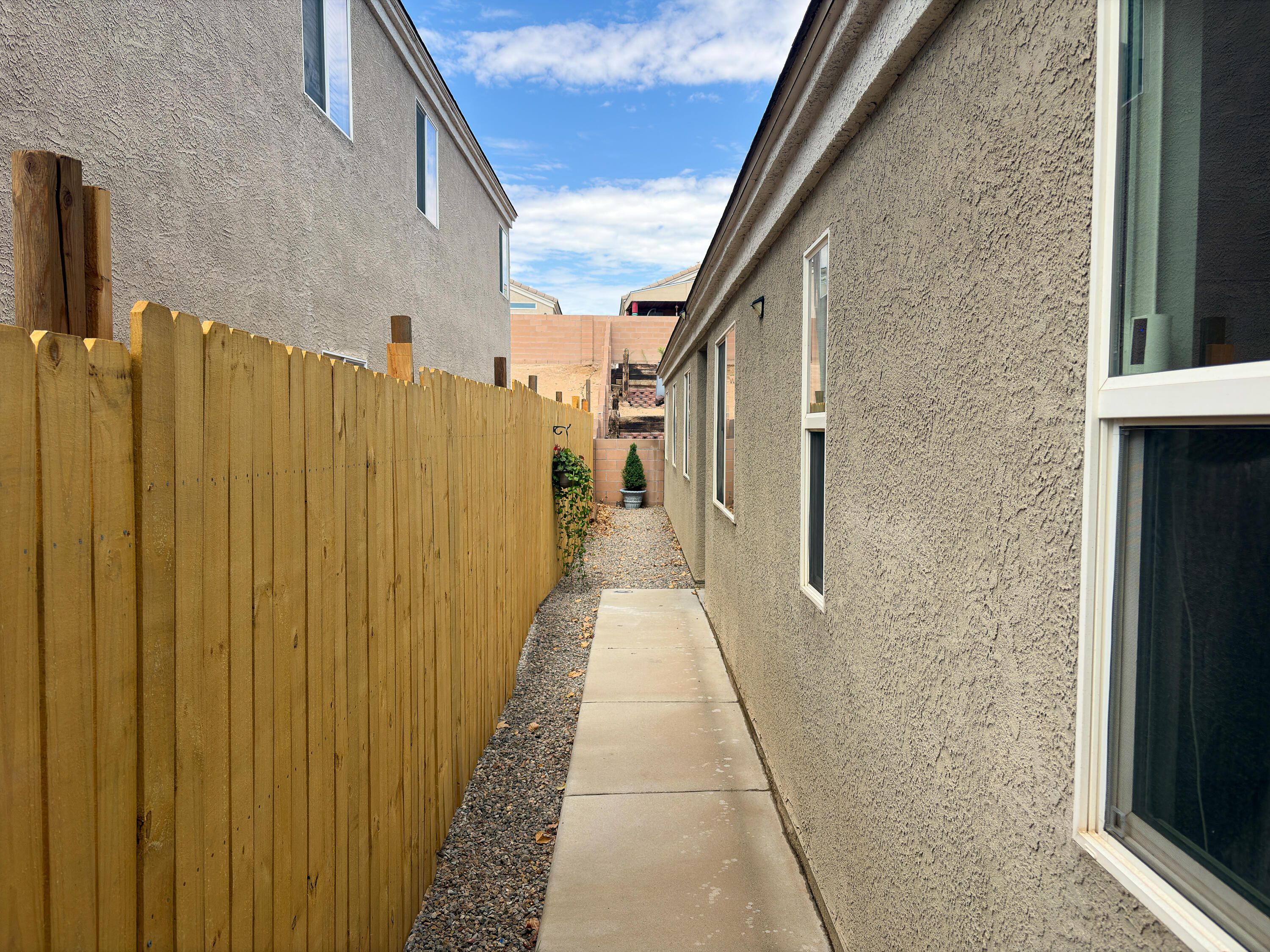 Photo 10 — 2851 Merlot Drive SW