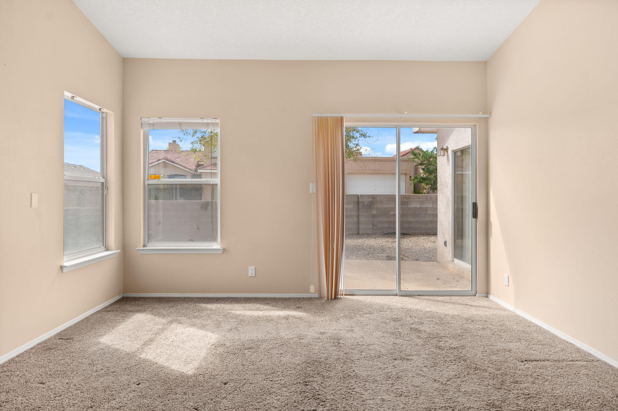 Photo 5 — 4222 Skyview Crest Road NW