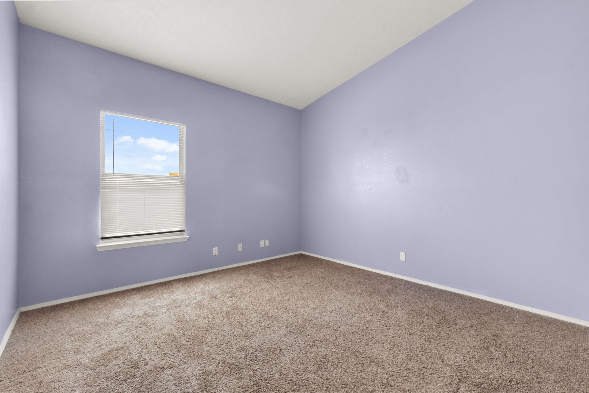 Photo 11 — 4222 Skyview Crest Road NW