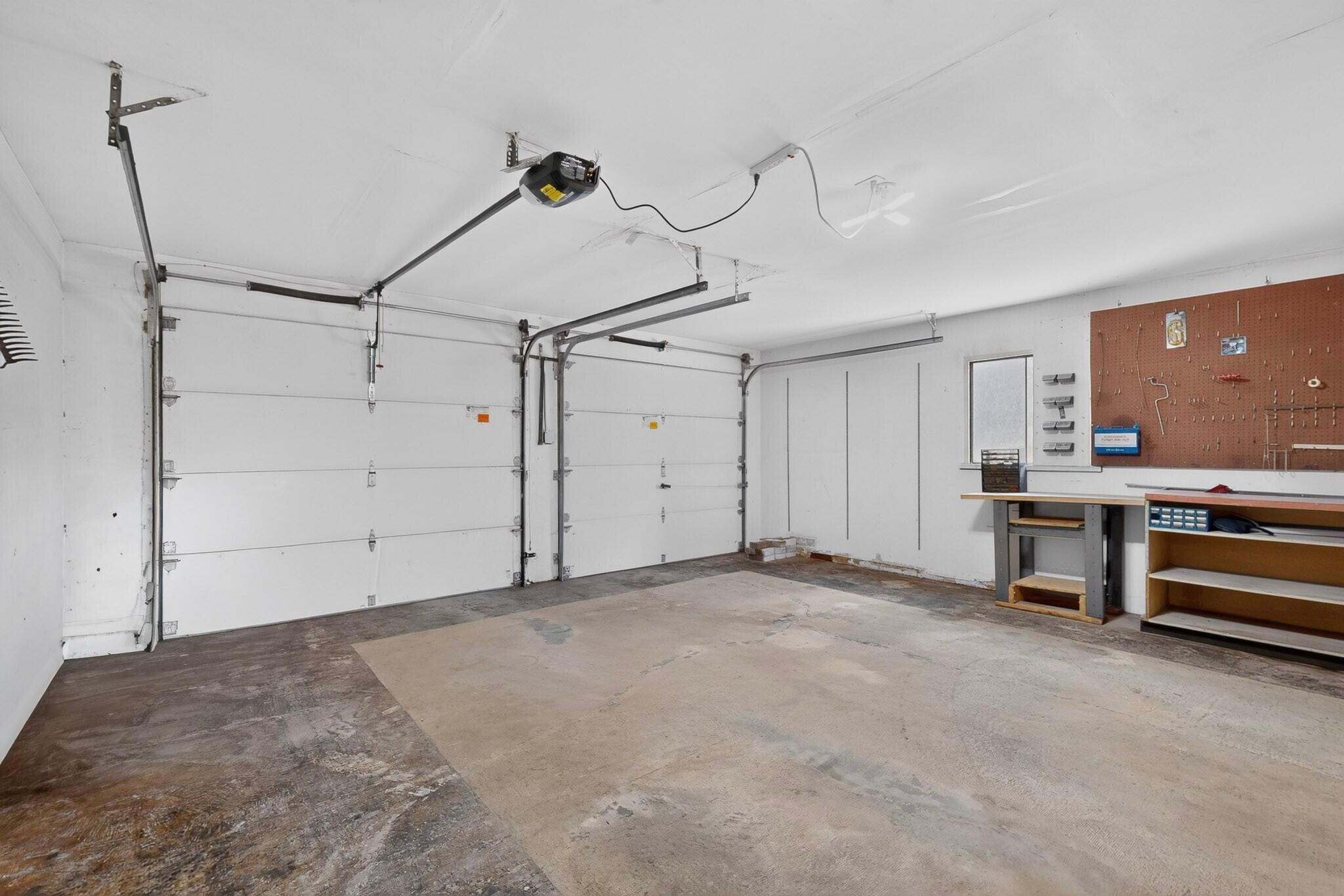 Photo 12 — 1305 Chama Street NE