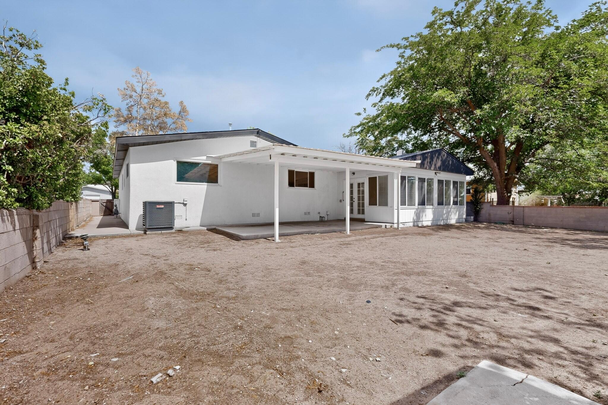 Photo 15 — 1305 Chama Street NE