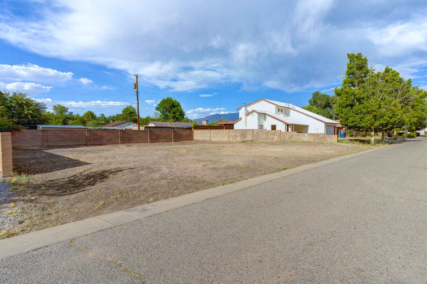 Photo 5 — 803 Los Poblanos Ranch Road NW