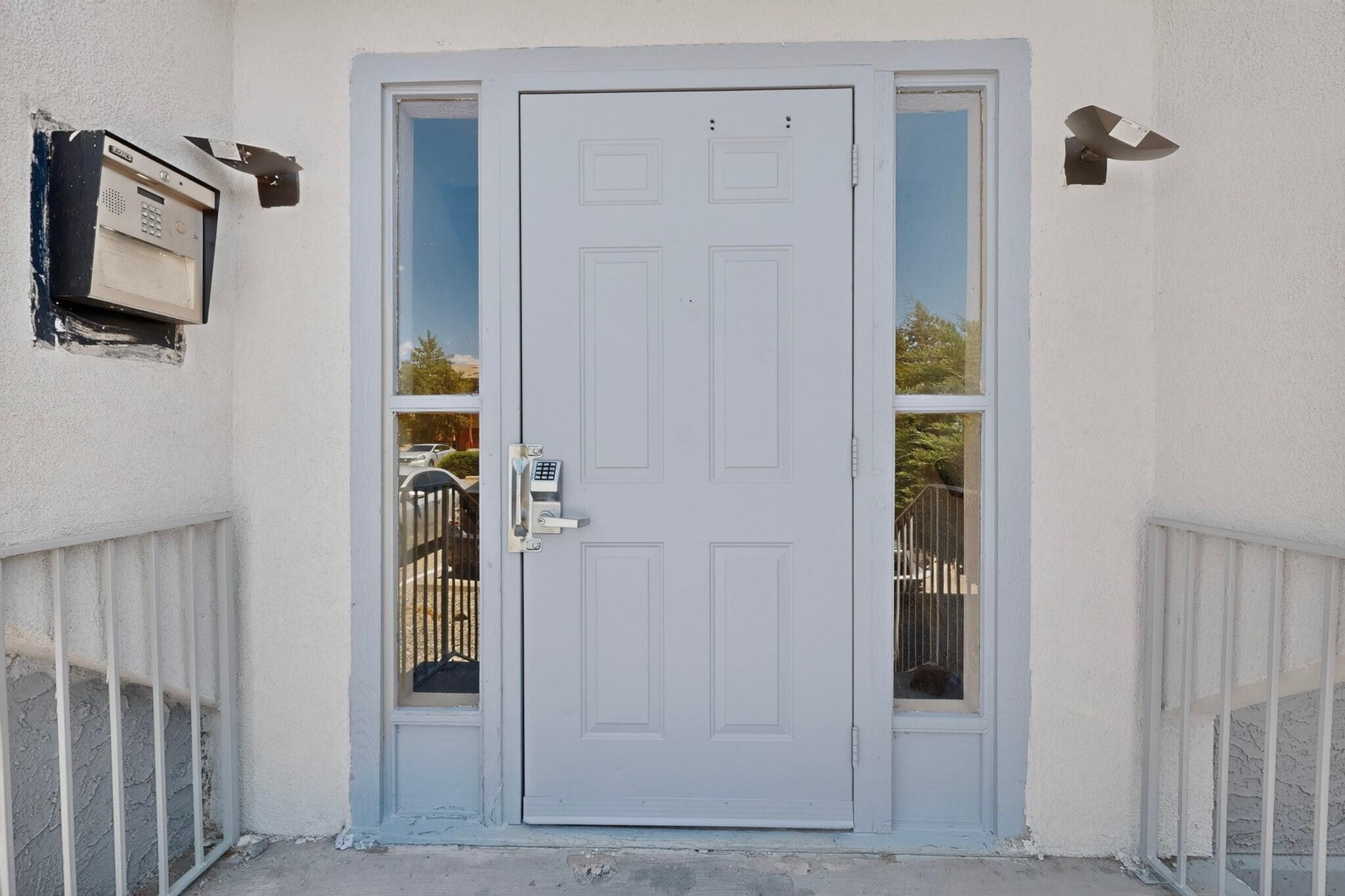 Photo 19 — 3829 Montgomery Boulevard NE APT 335