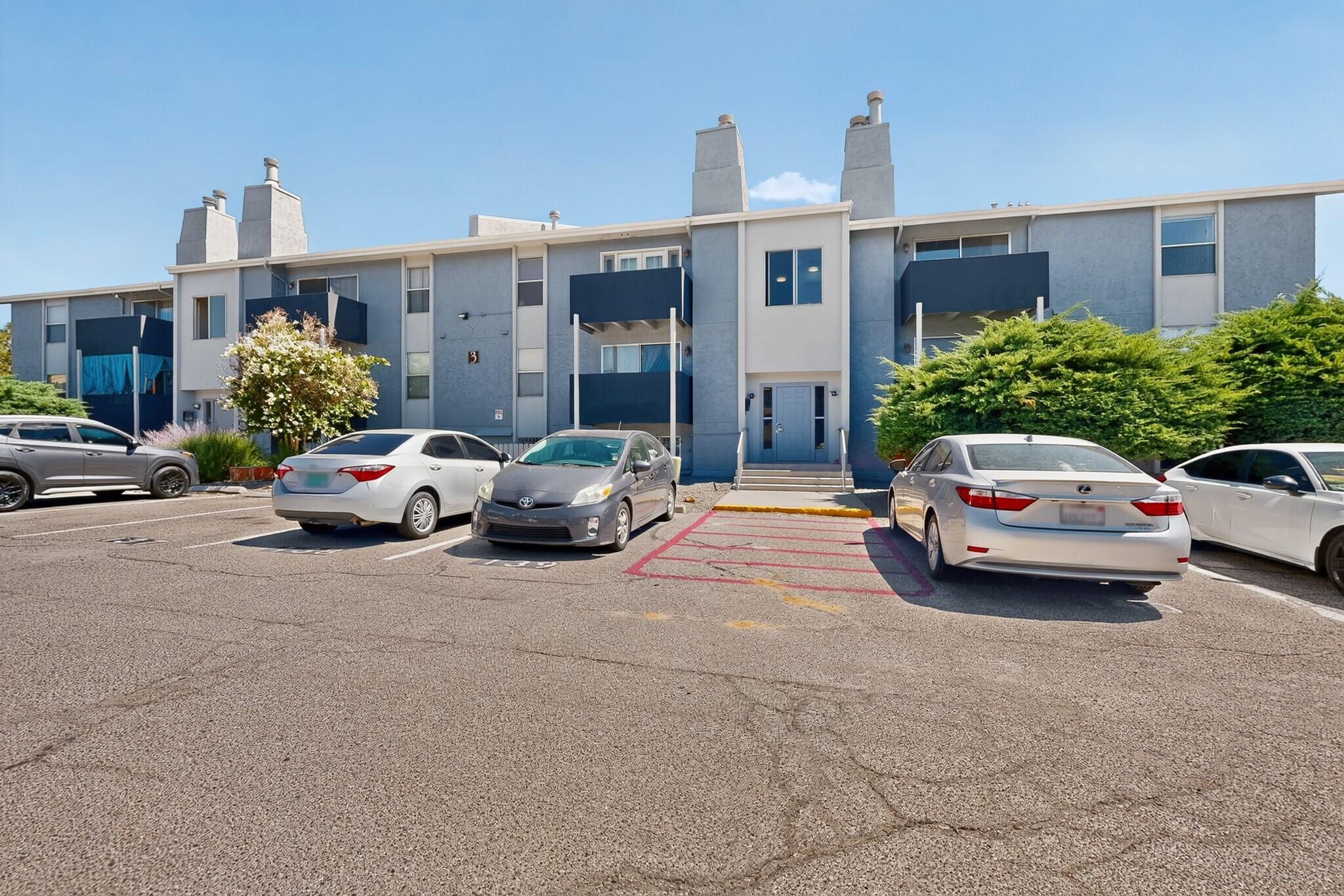 Photo 17 — 3829 Montgomery Boulevard NE APT 335