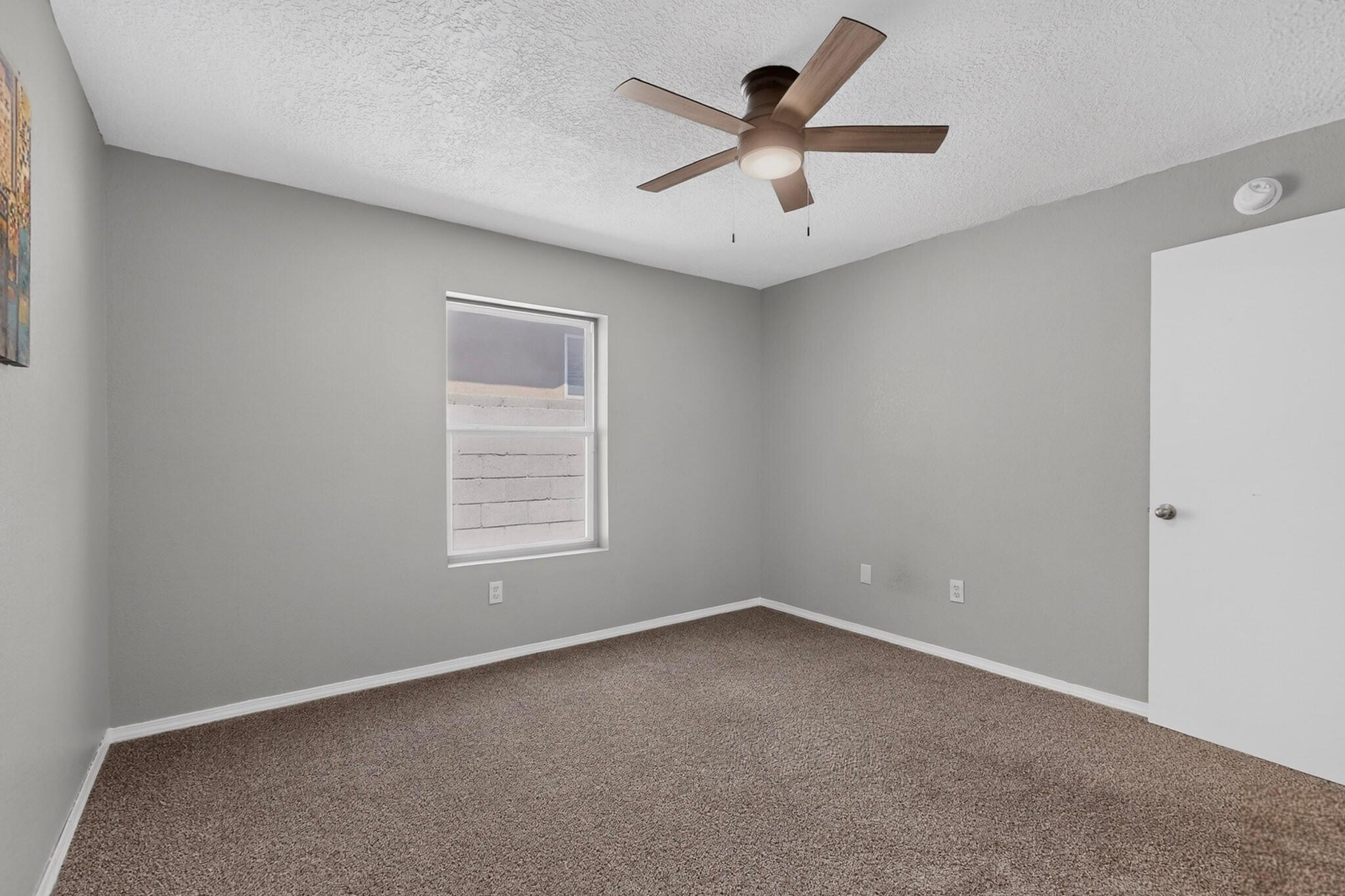 Photo 12 — 6015 Hemlock Avenue NW