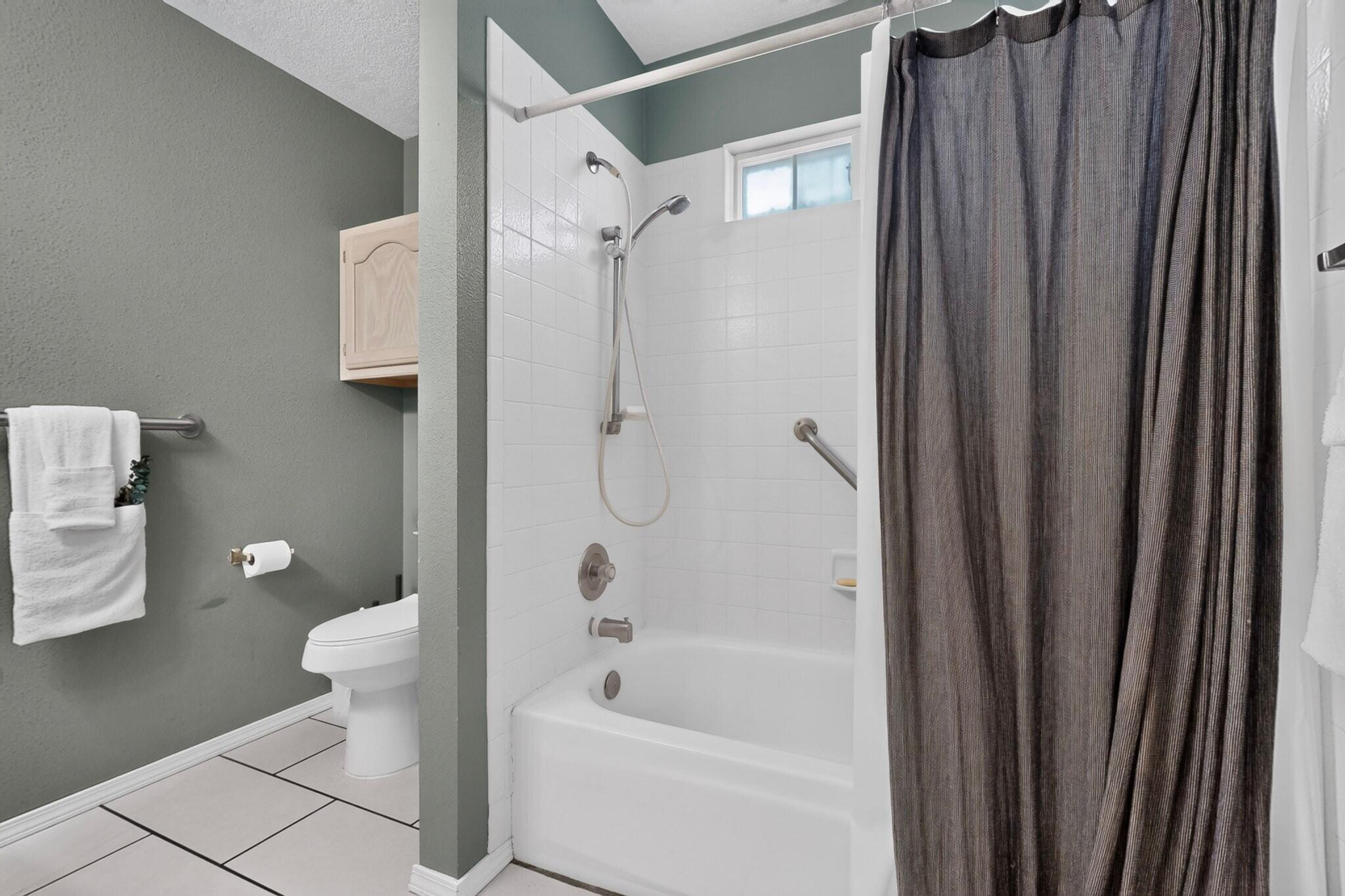 Photo 6 — 6215 Summer Ray Road NW
