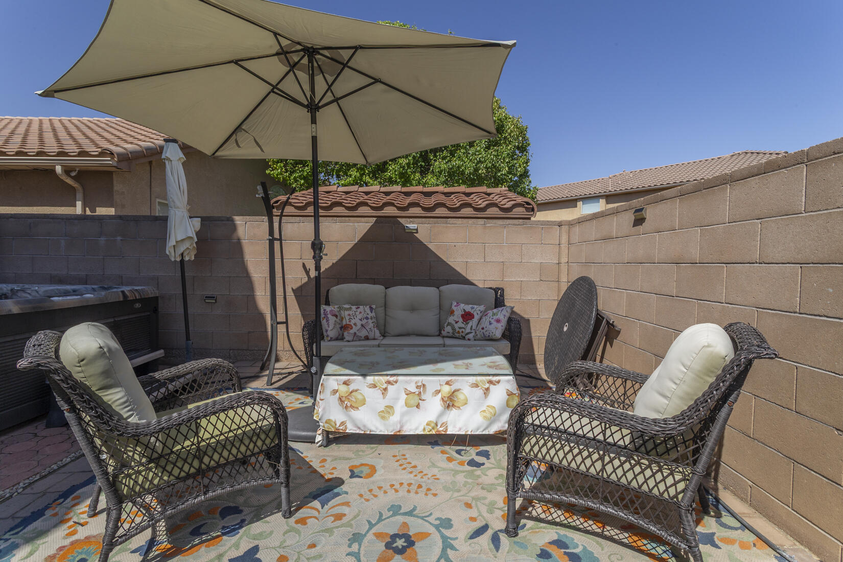Photo 13 — 5801 Mesa Sombra Place NW