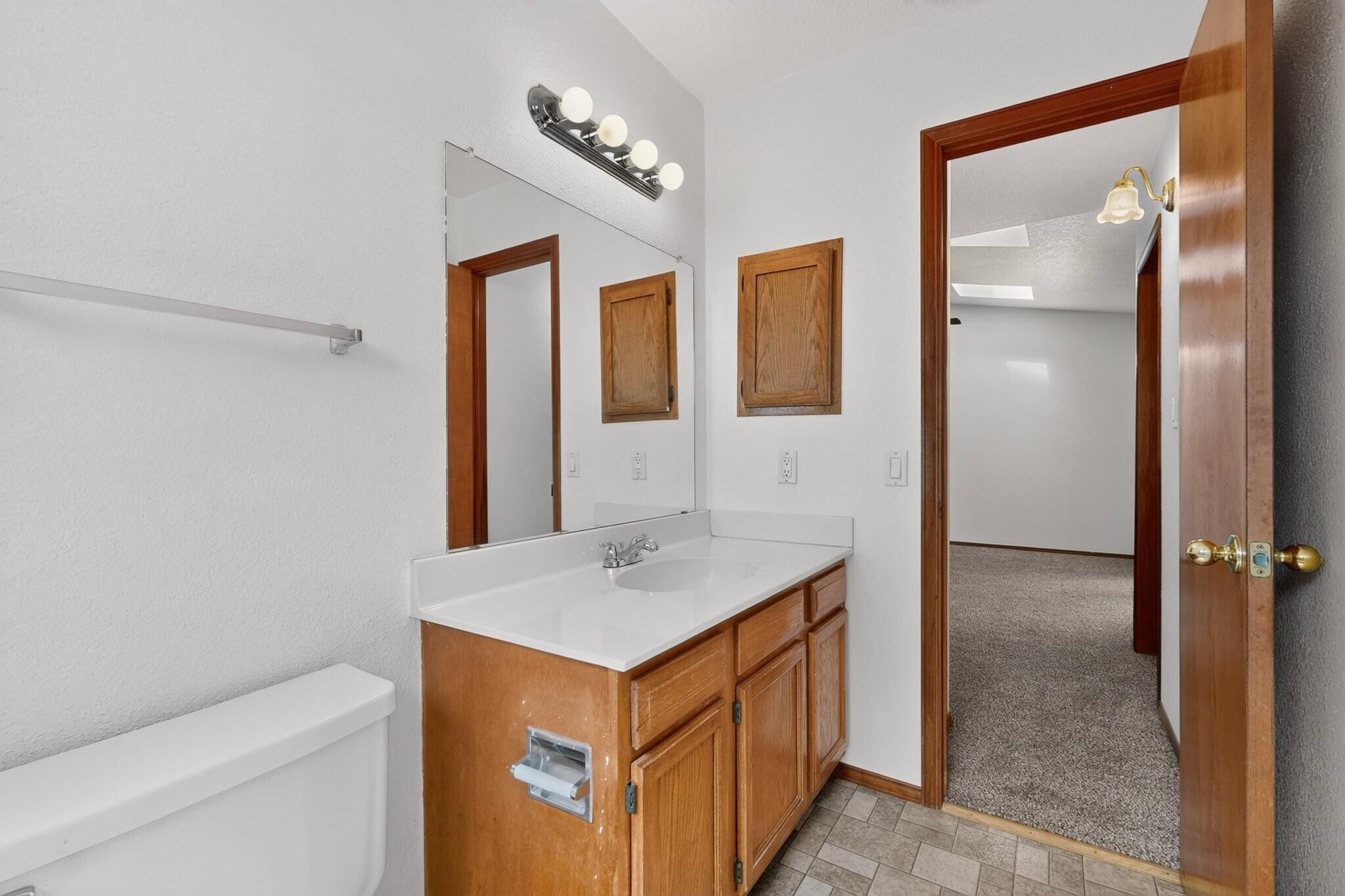 Photo 17 — 6225 Coppice Drive NW