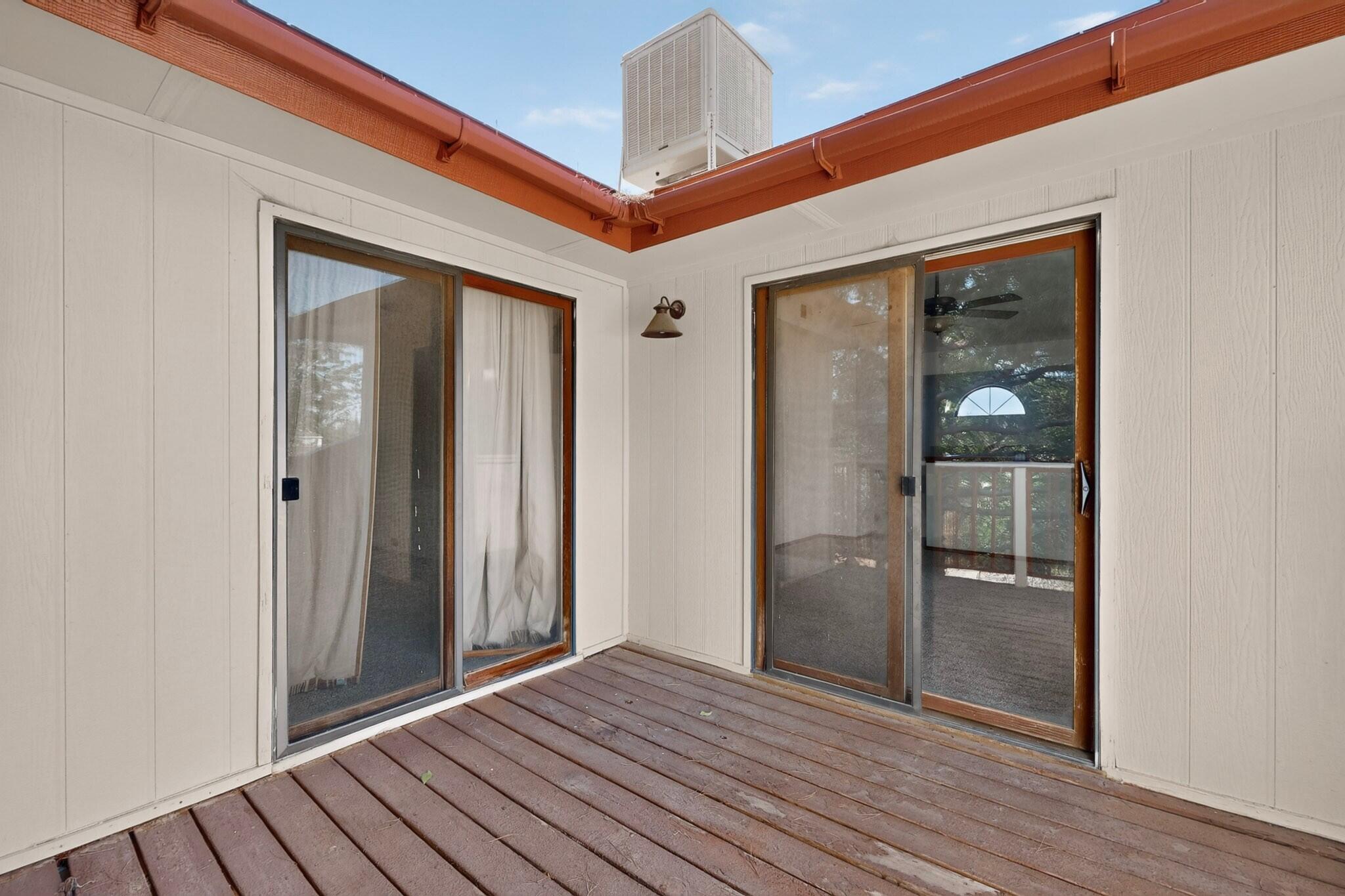 Photo 11 — 6225 Coppice Drive NW