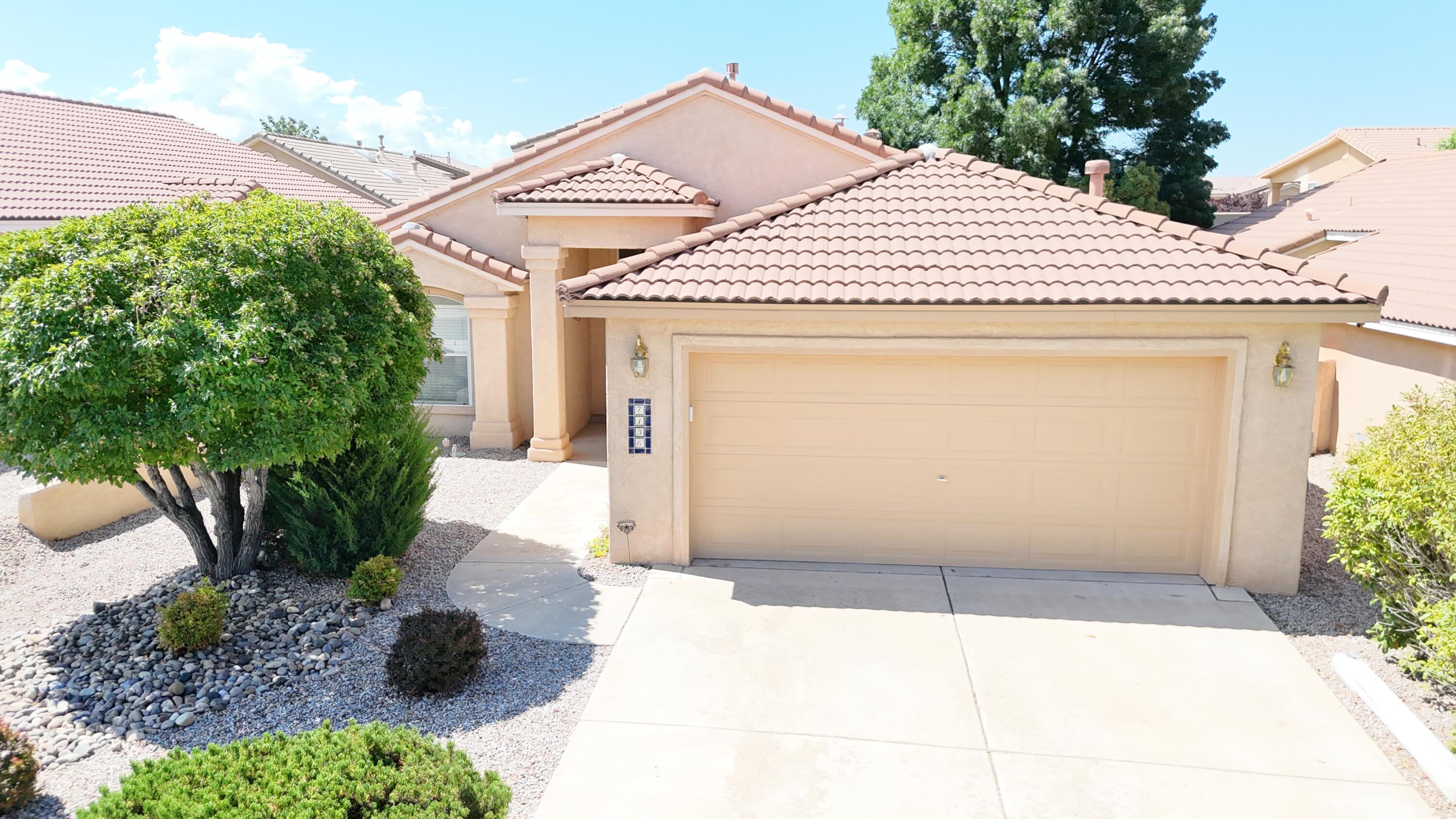 Photo 5 — 7136 Quail Springs Place NE