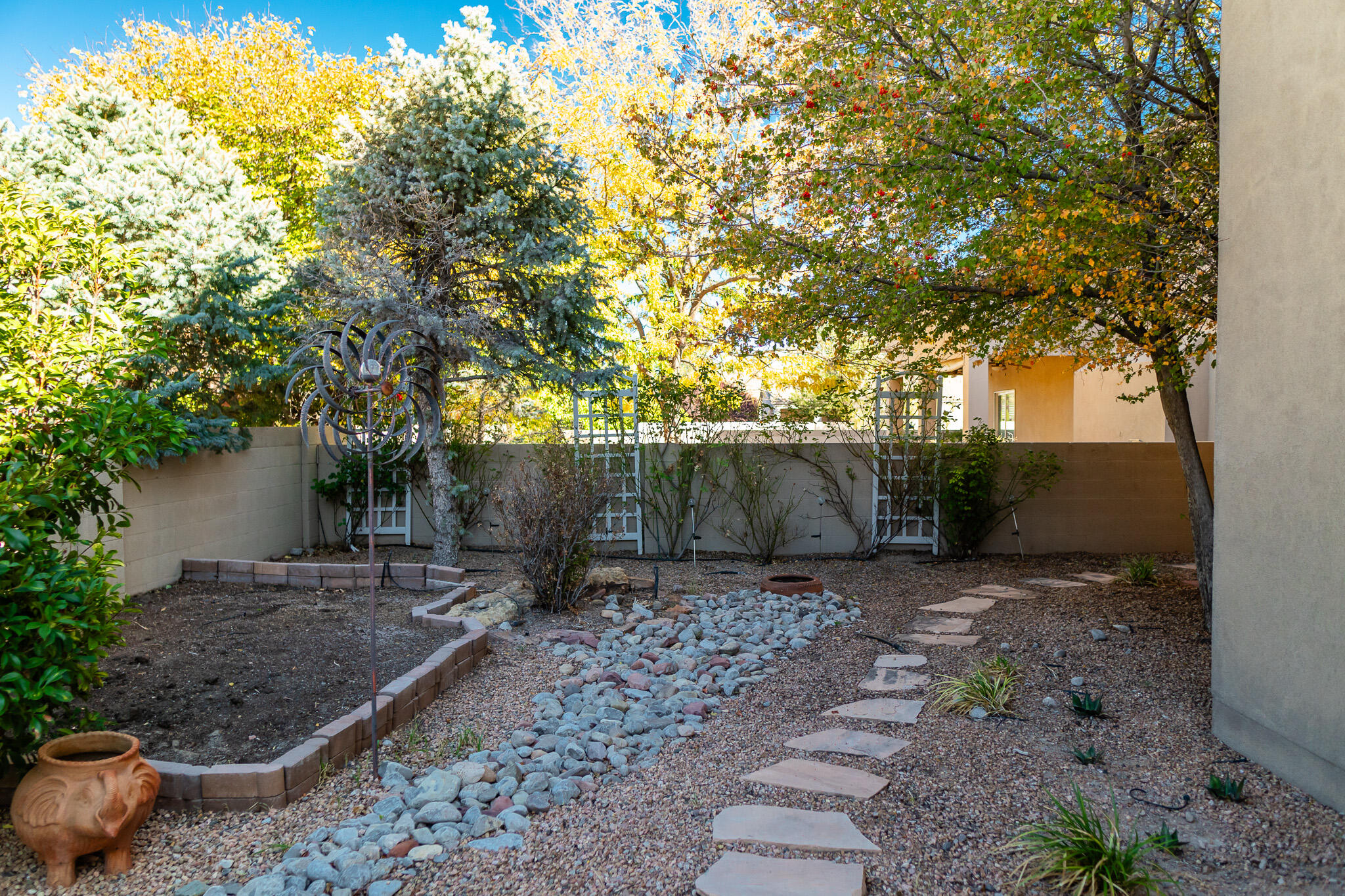 Photo 11 — 3809 Pinon Jay Court NW