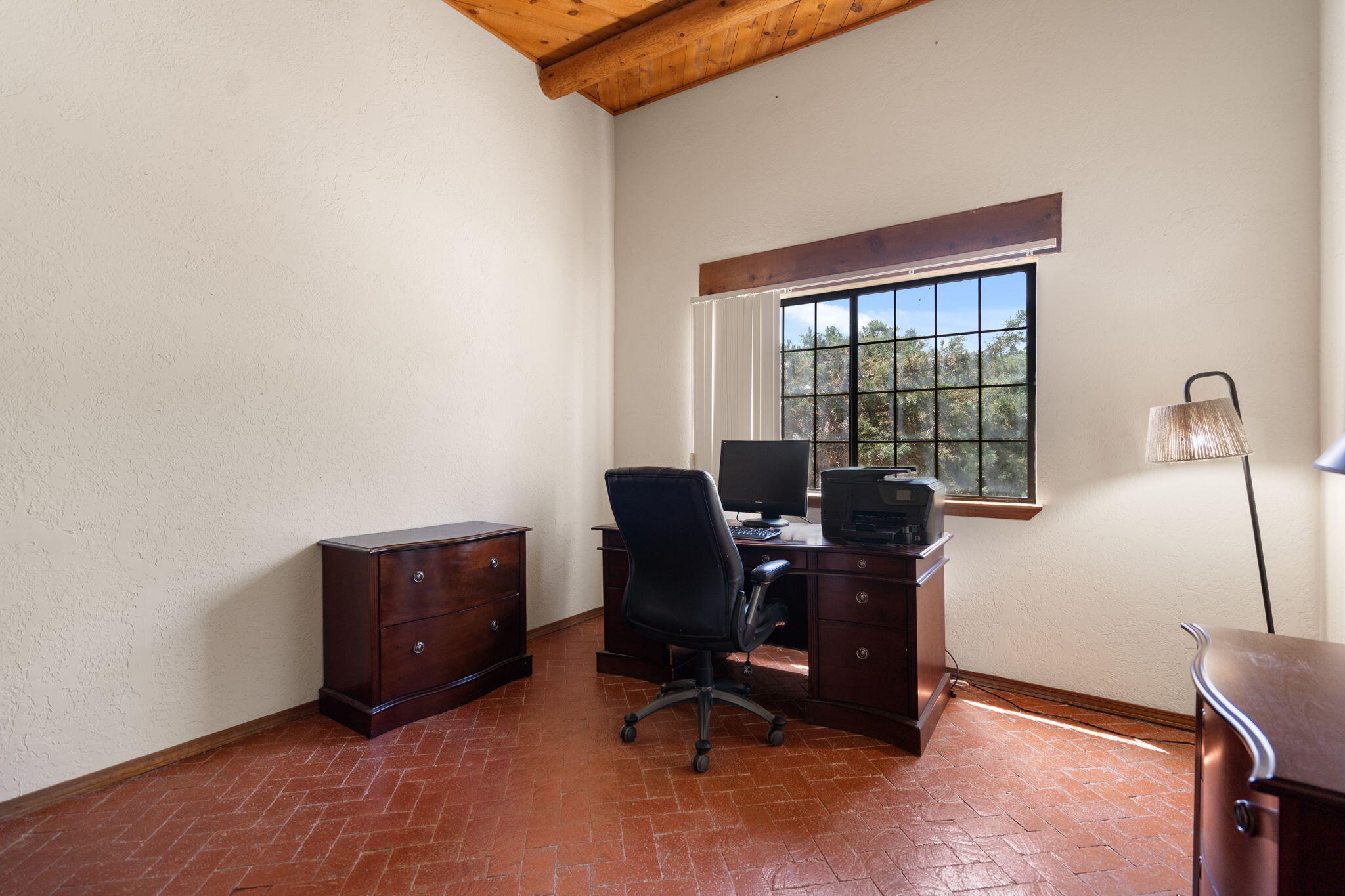 Photo 14 — 16 Chaparral Road