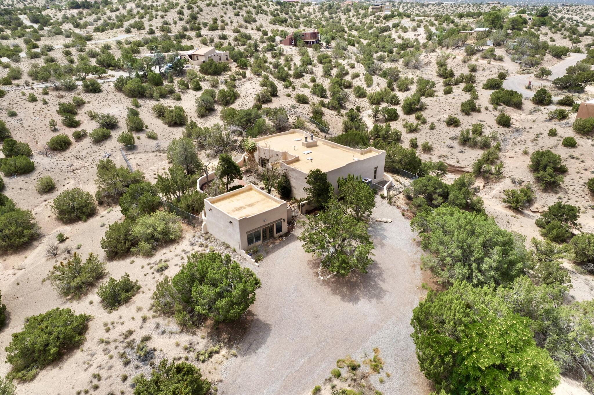Photo 6 — 16 Chaparral Road