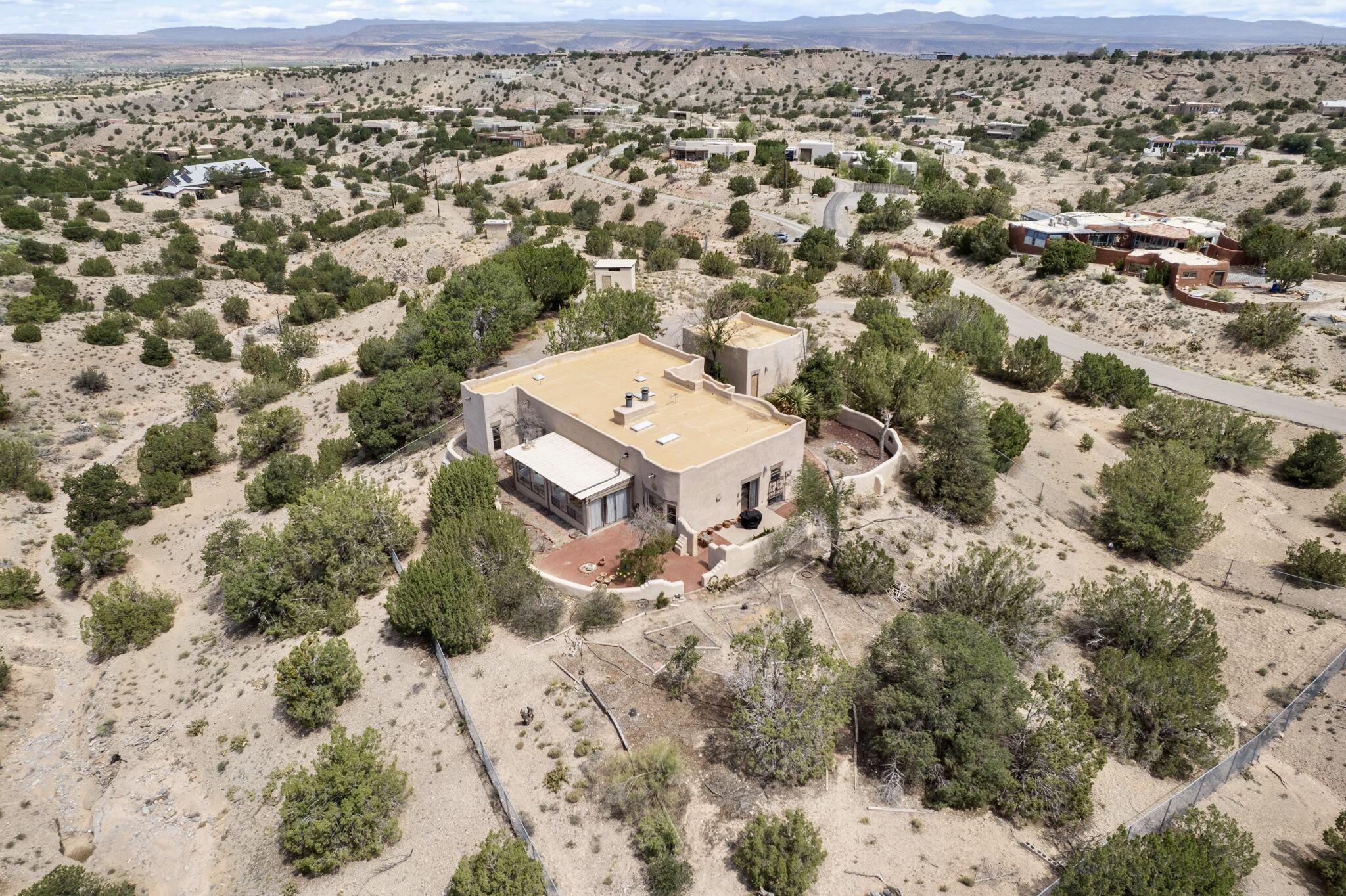 Photo 3 — 16 Chaparral Road