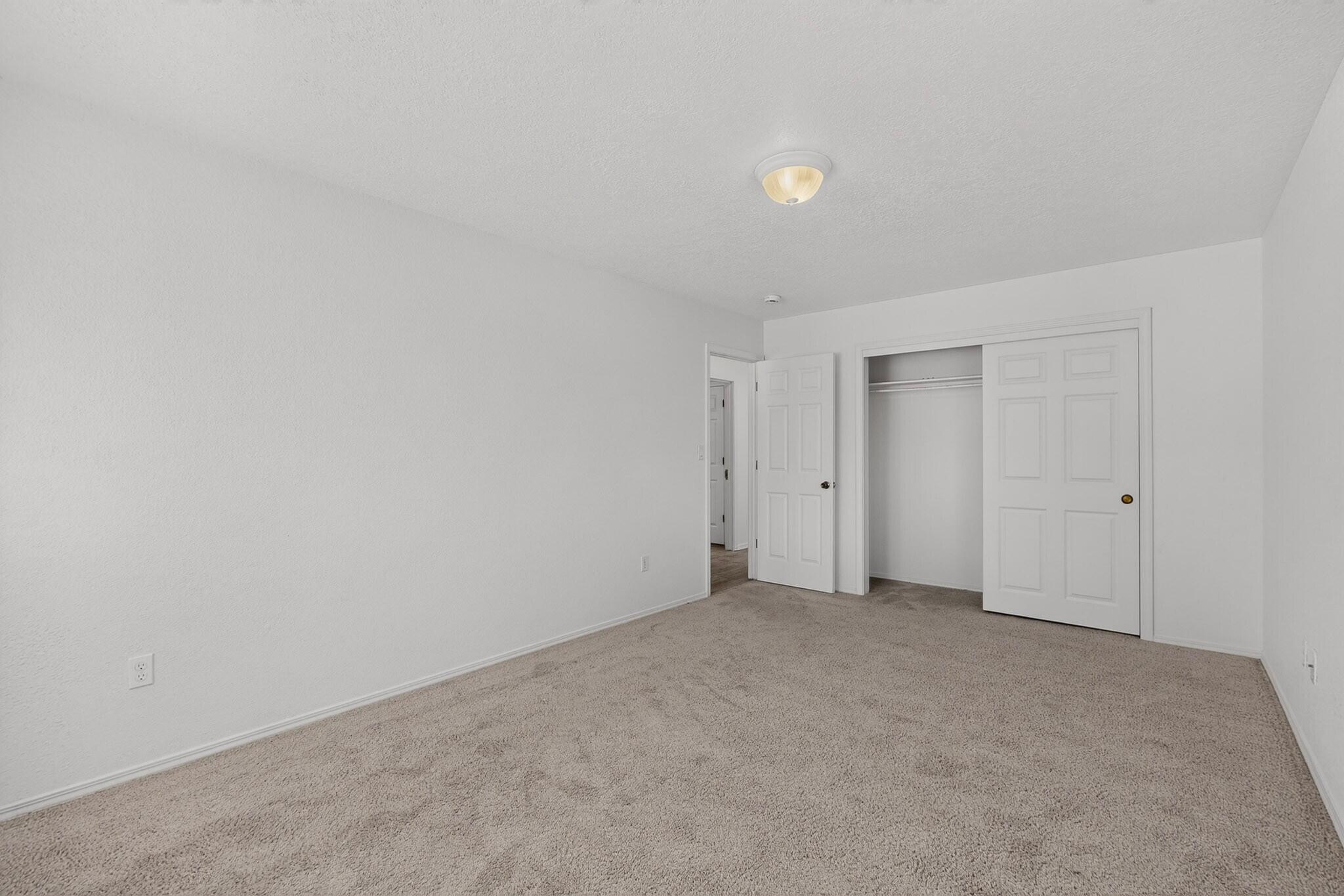 Photo 9 — 4801 Irving Boulevard NW UNIT 1602