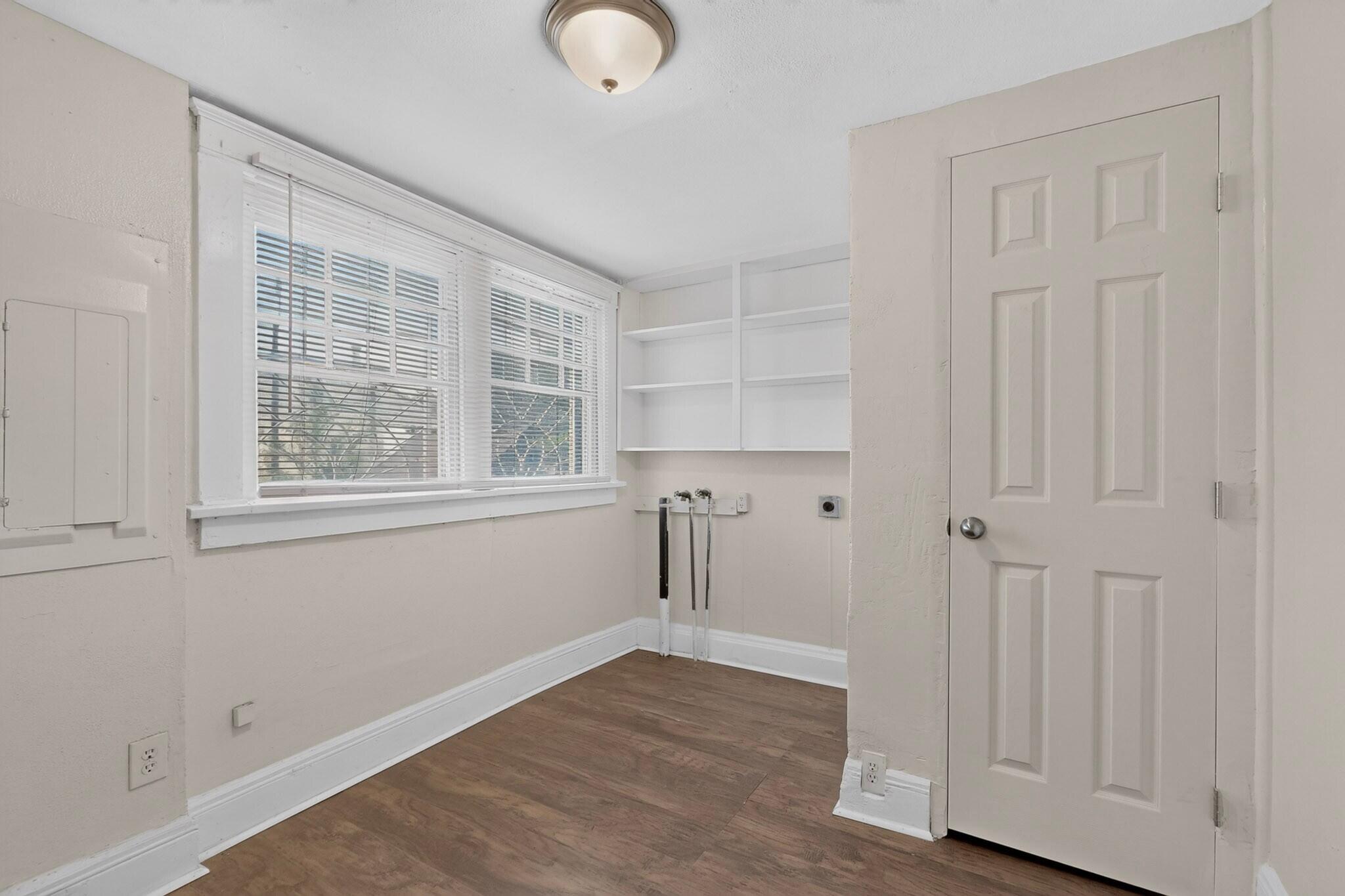 Photo 5 — 508 Marble Avenue NW