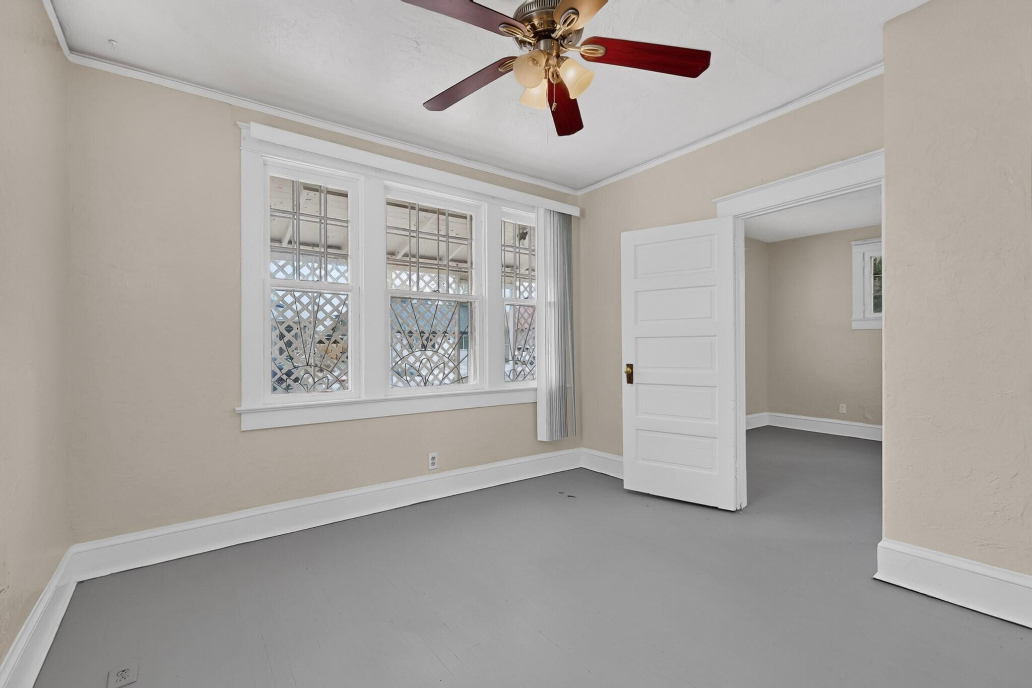 Photo 8 — 508 Marble Avenue NW
