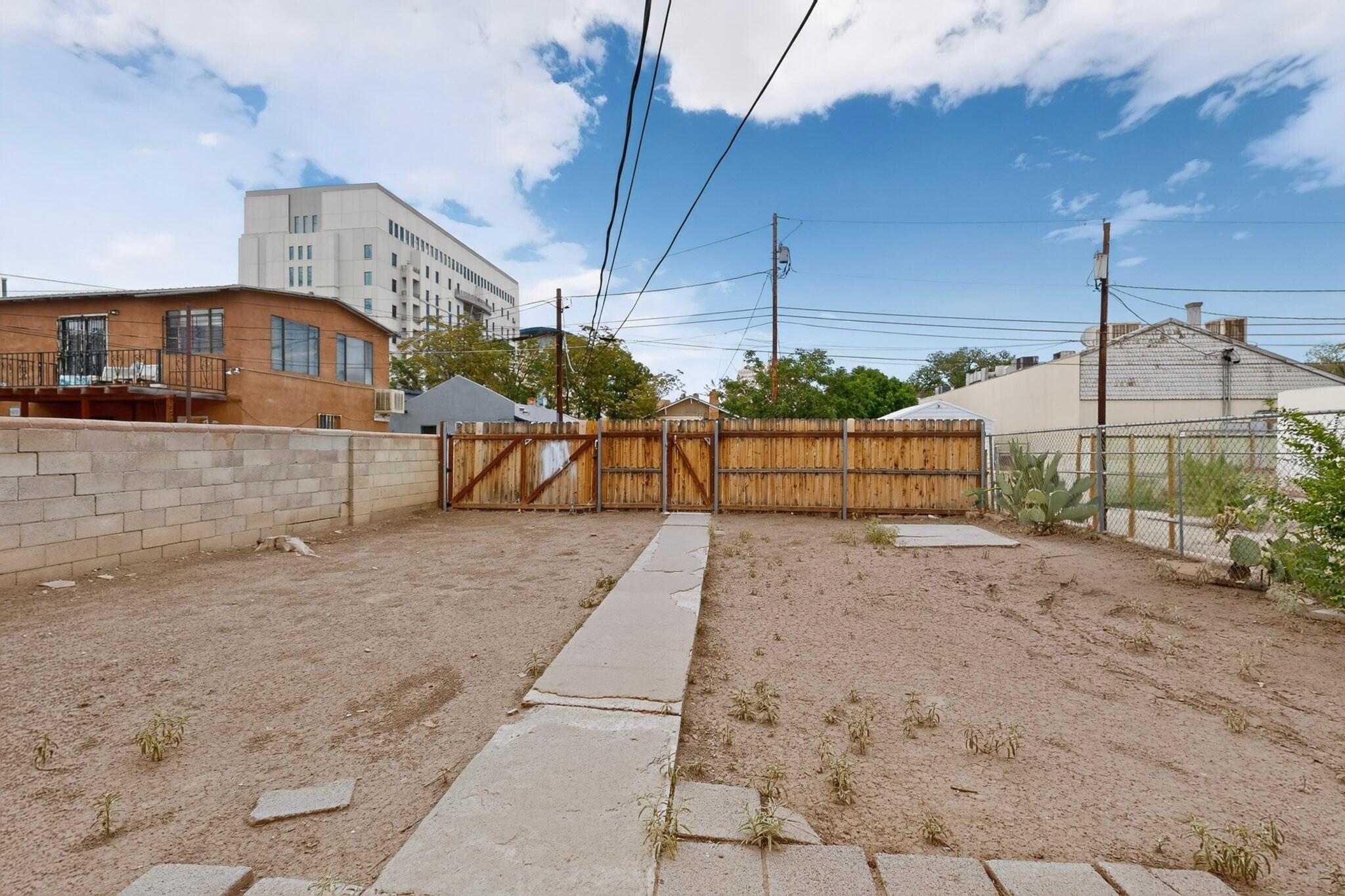 Photo 20 — 508 Marble Avenue NW