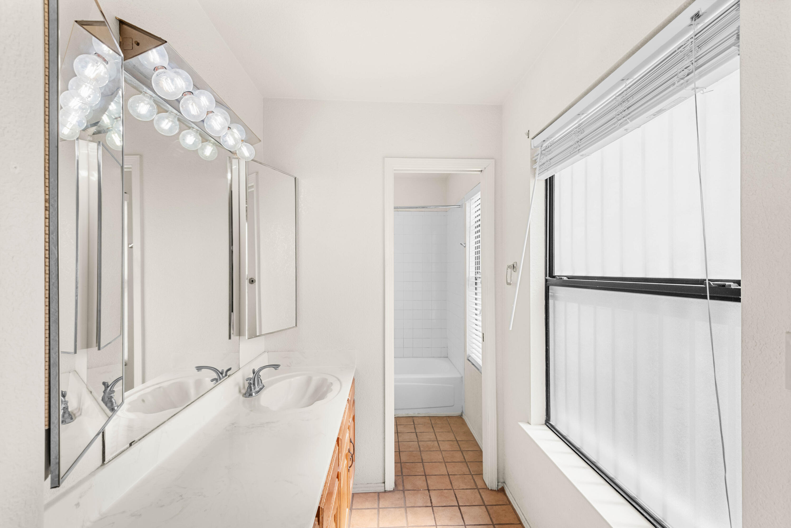 Photo 11 — 7604 Elderwood Drive NW