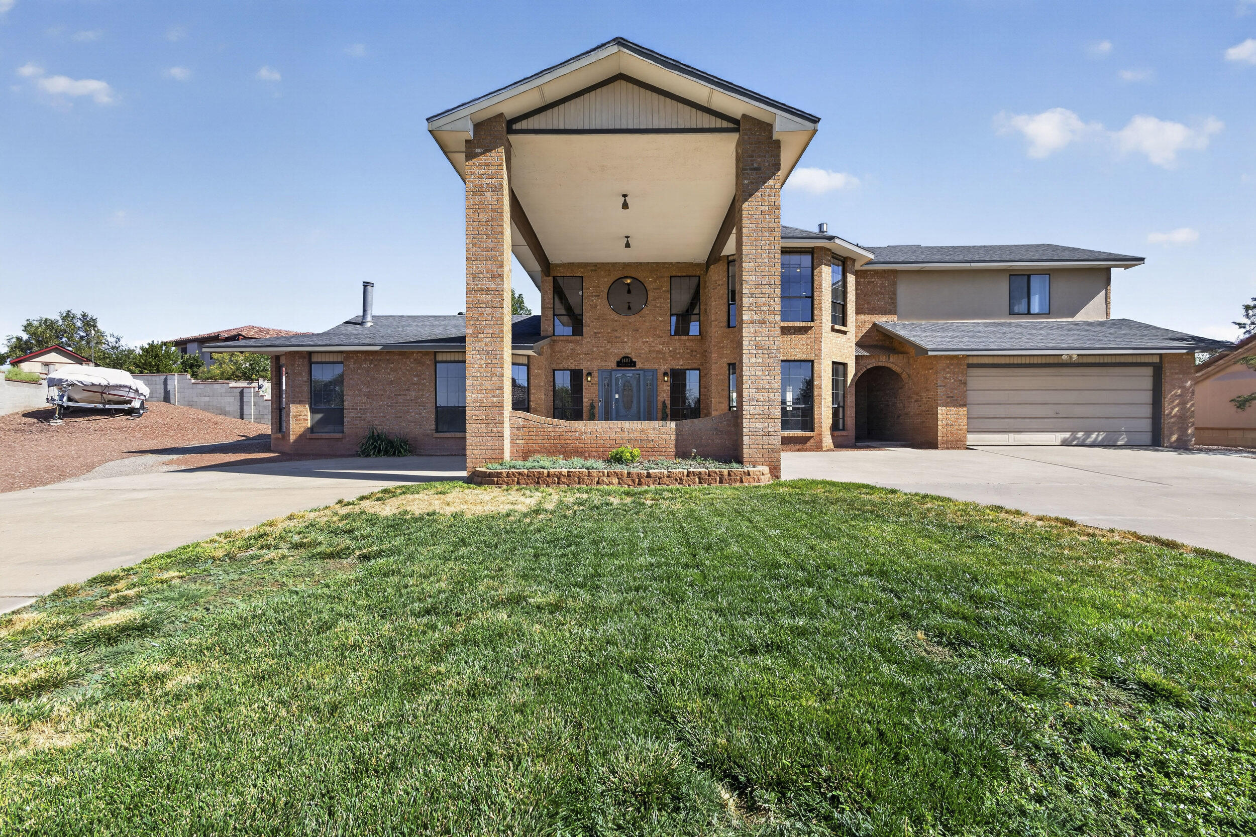 Photo 11 — 1407 Valley View Drive SW