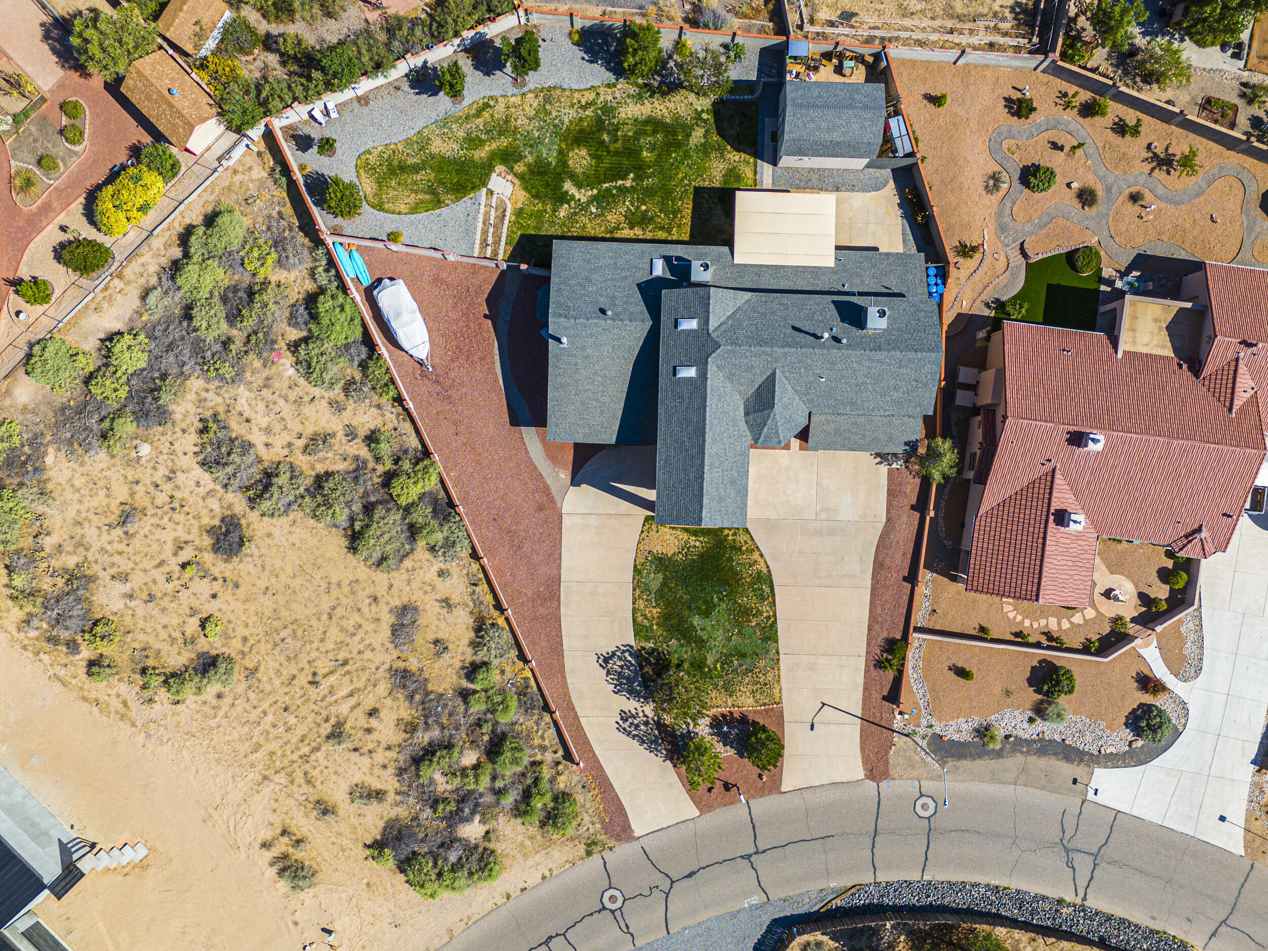 Photo 7 — 1407 Valley View Drive SW