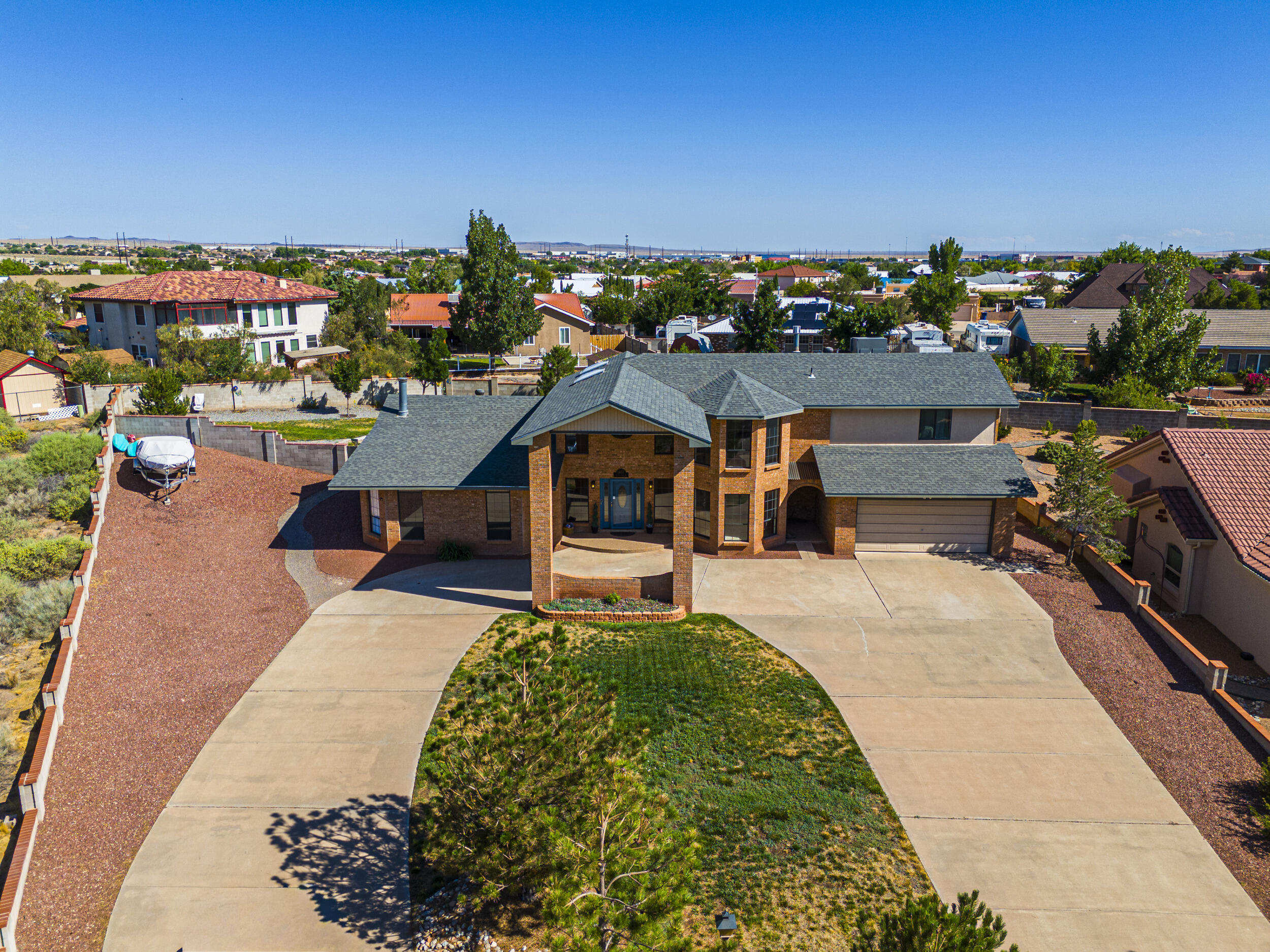 Photo 6 — 1407 Valley View Drive SW
