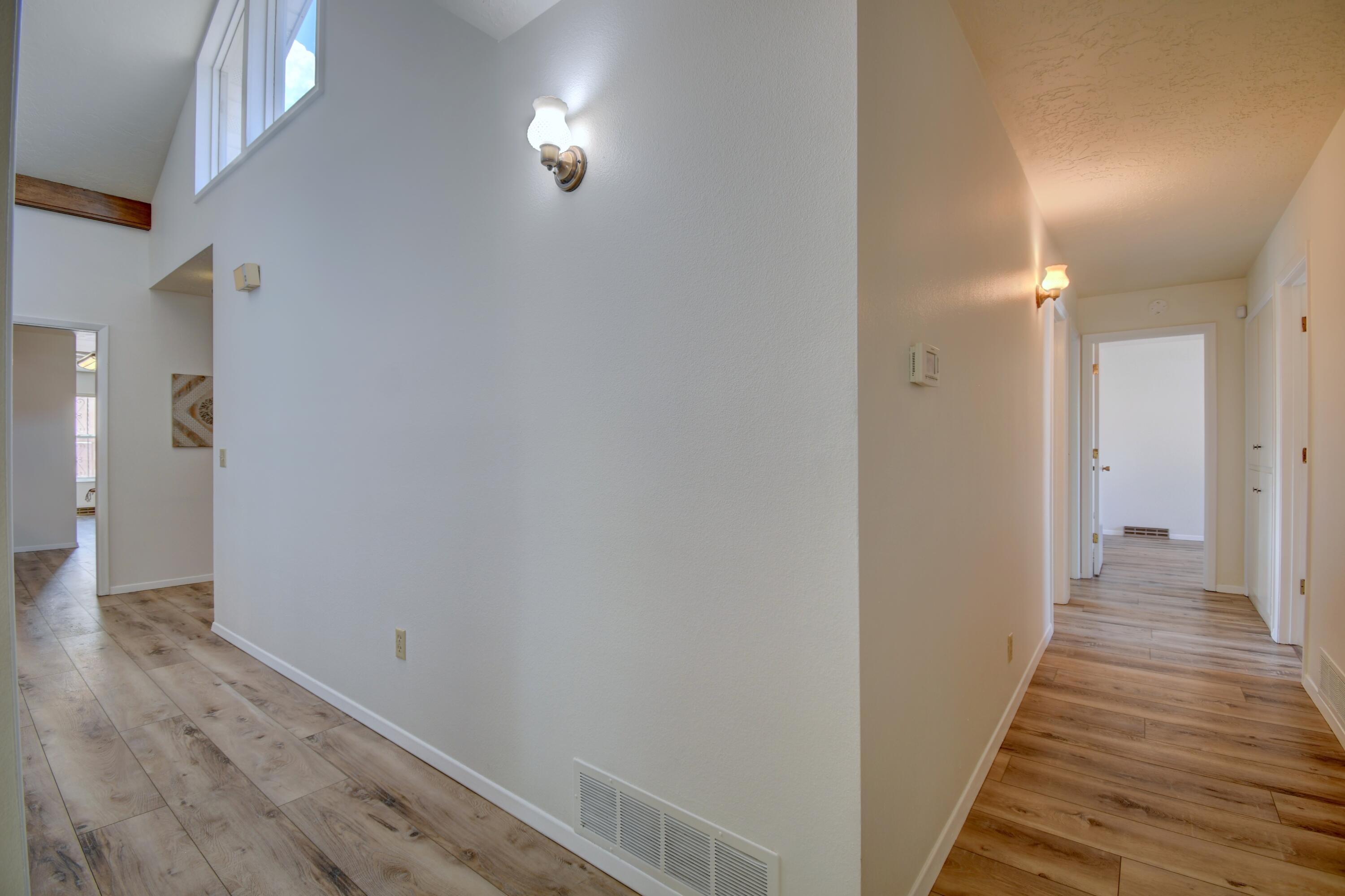 Photo 17 — 7813 Hermanson Place NE