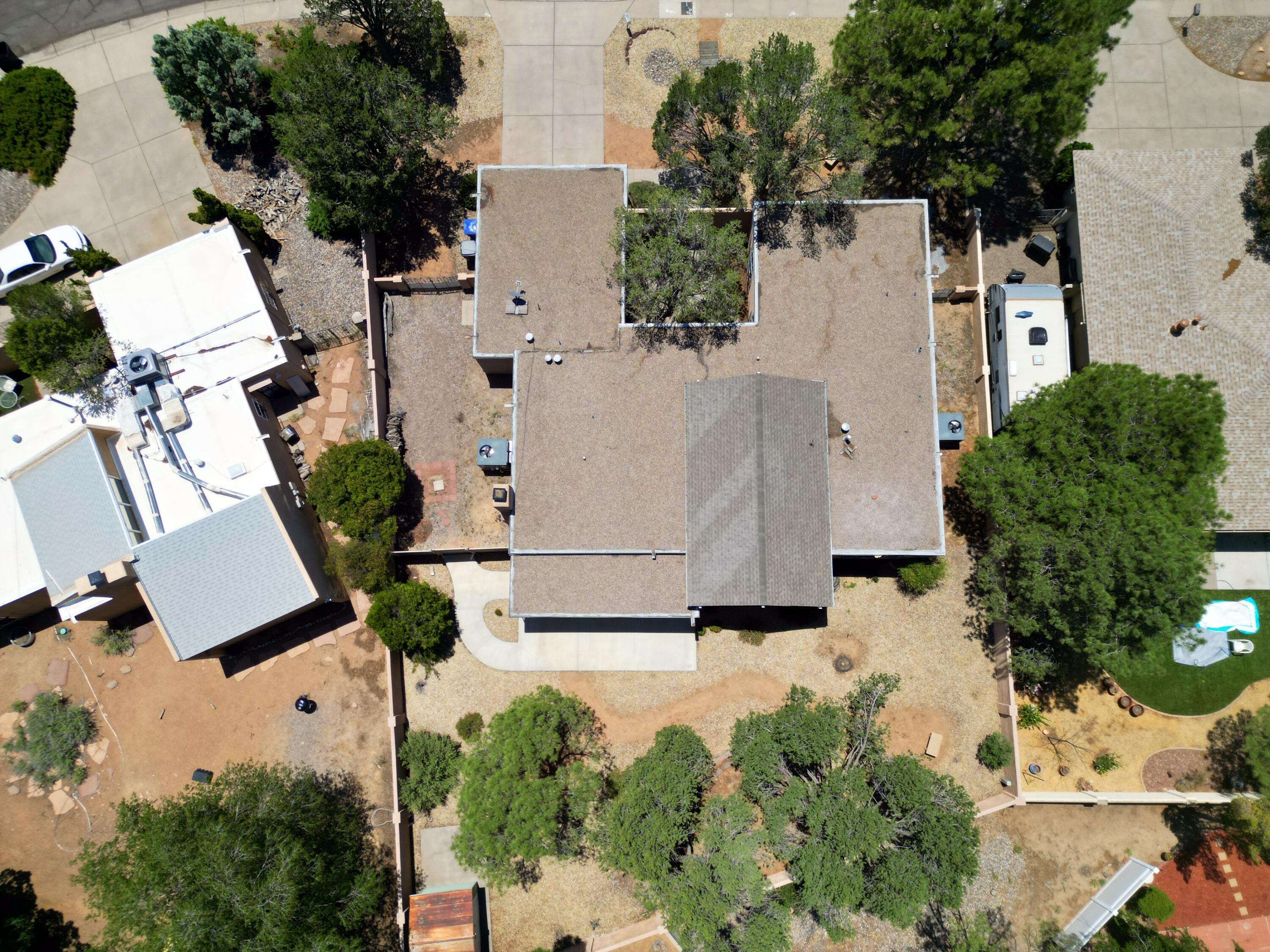 Photo 4 — 7813 Hermanson Place NE
