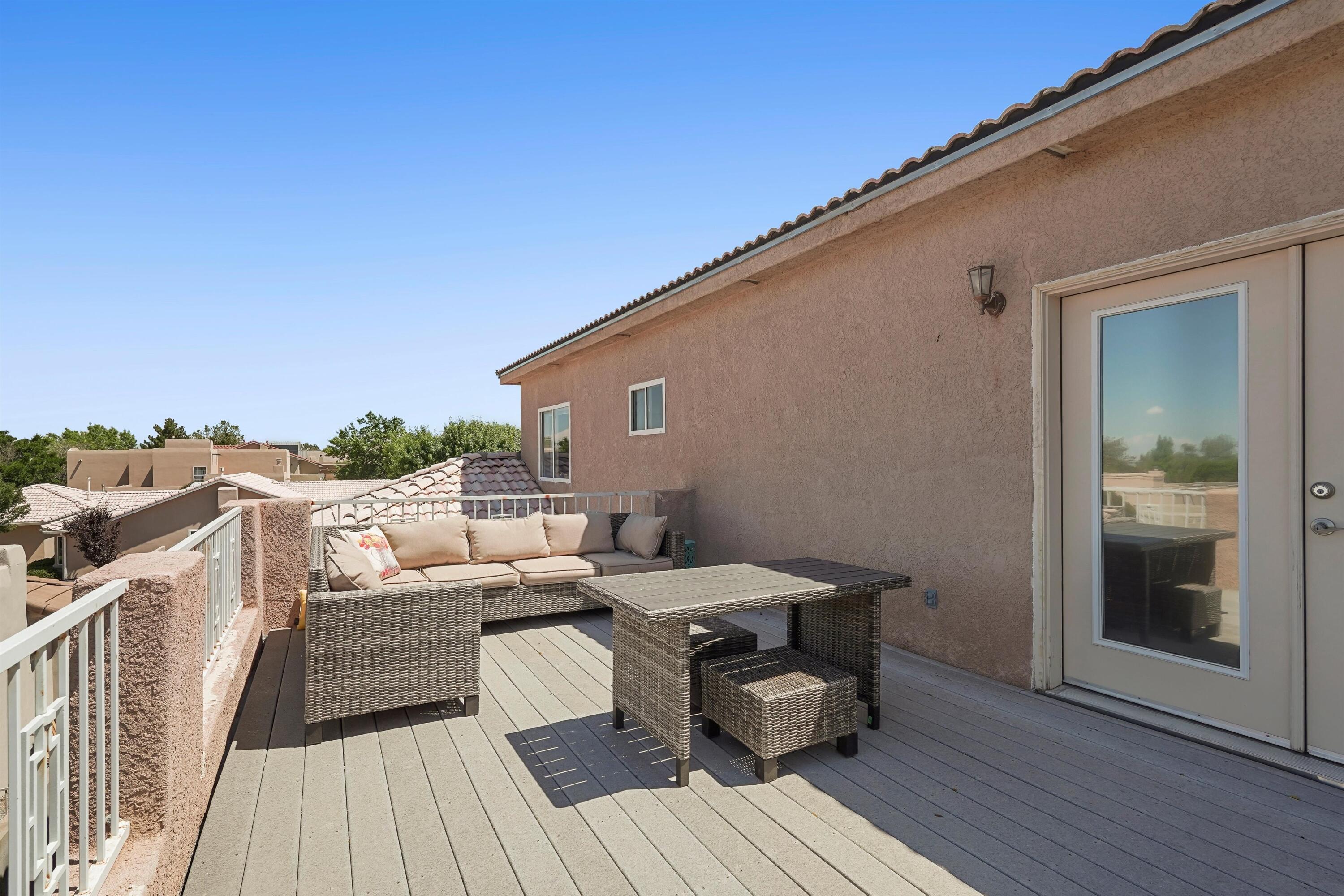Photo 12 — 8804 Vallejo Place NE