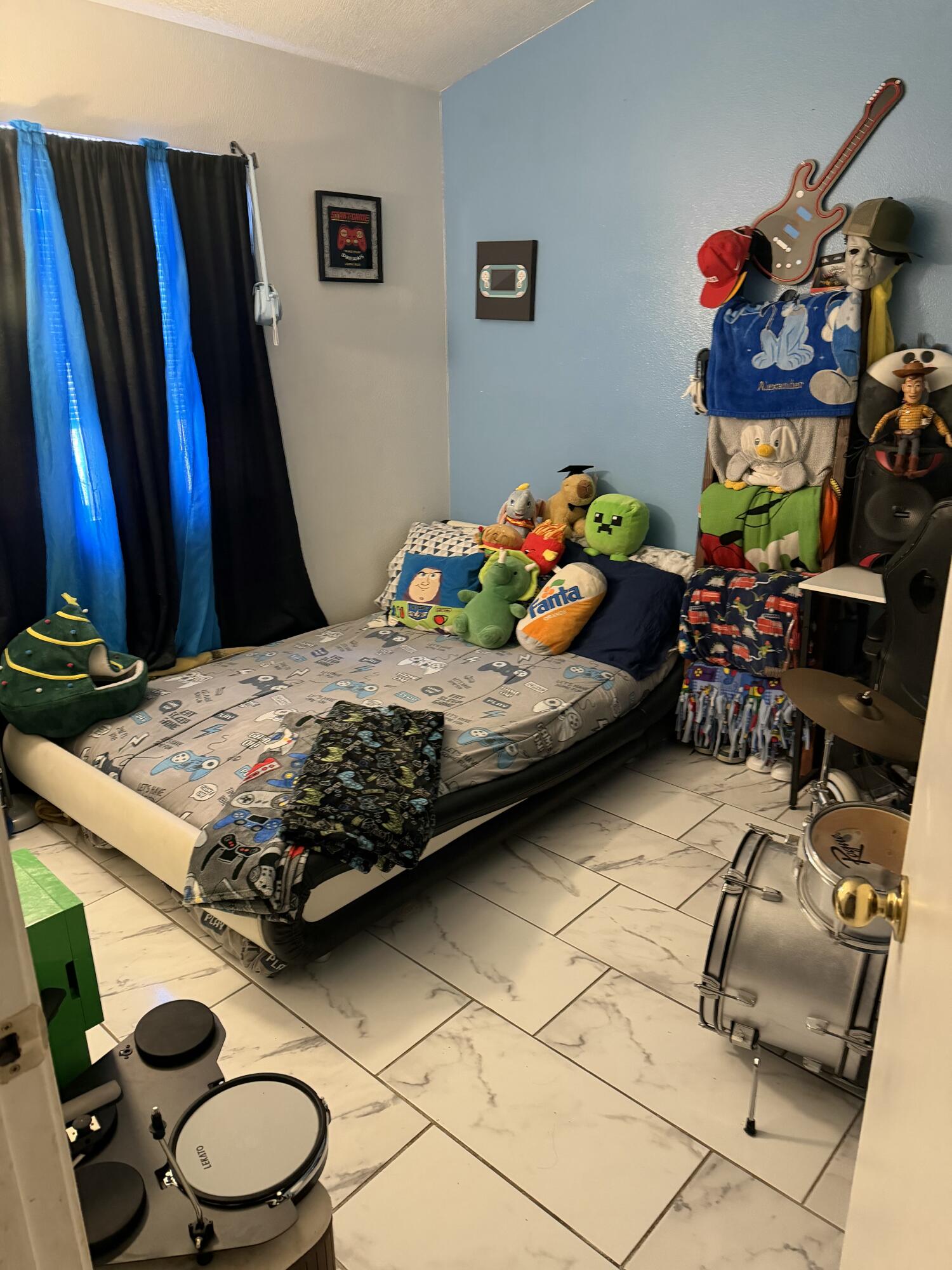 Photo 5 — 10012 Rawhide Avenue SW