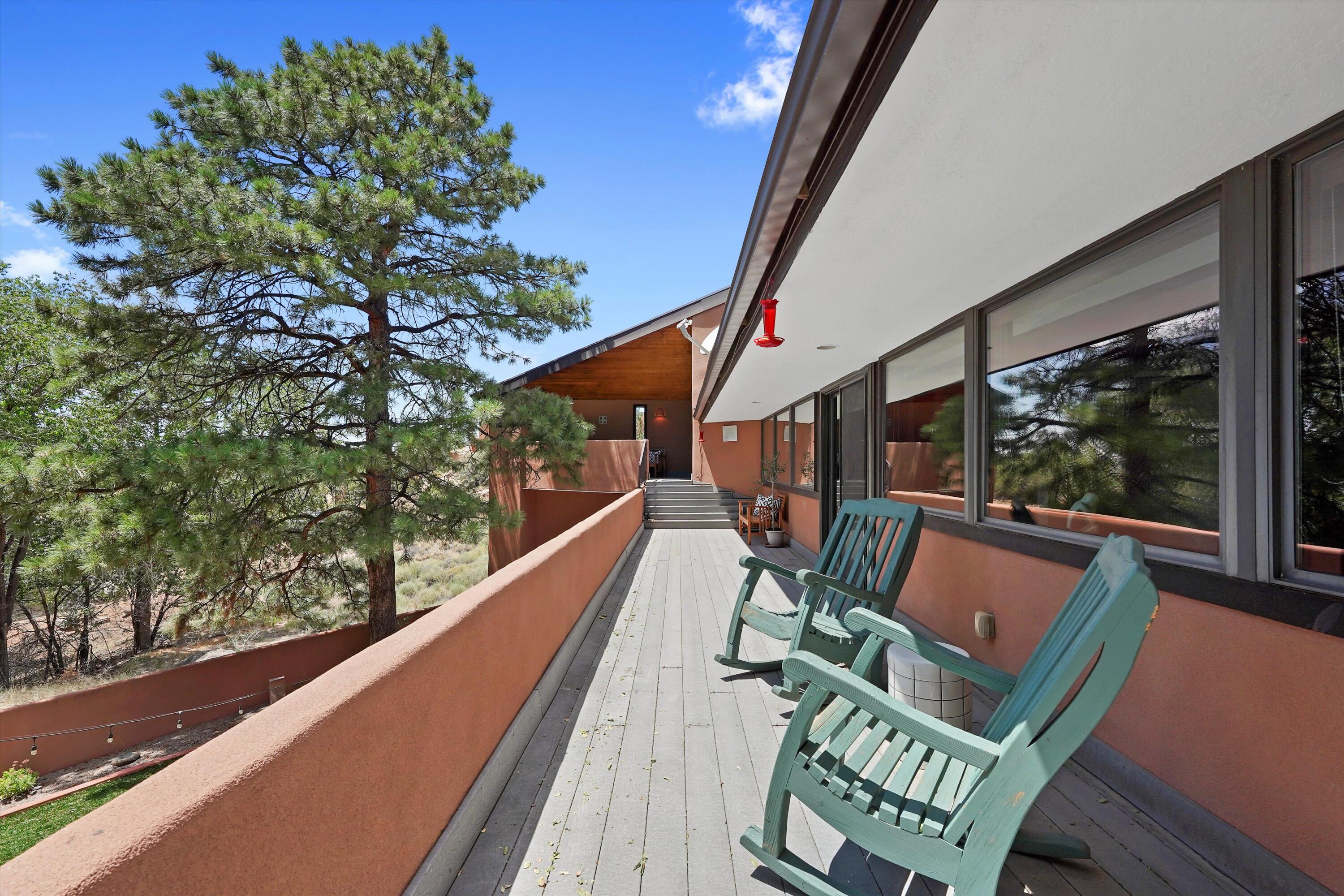 Photo 17 — 36 Sandia Heights Drive NE