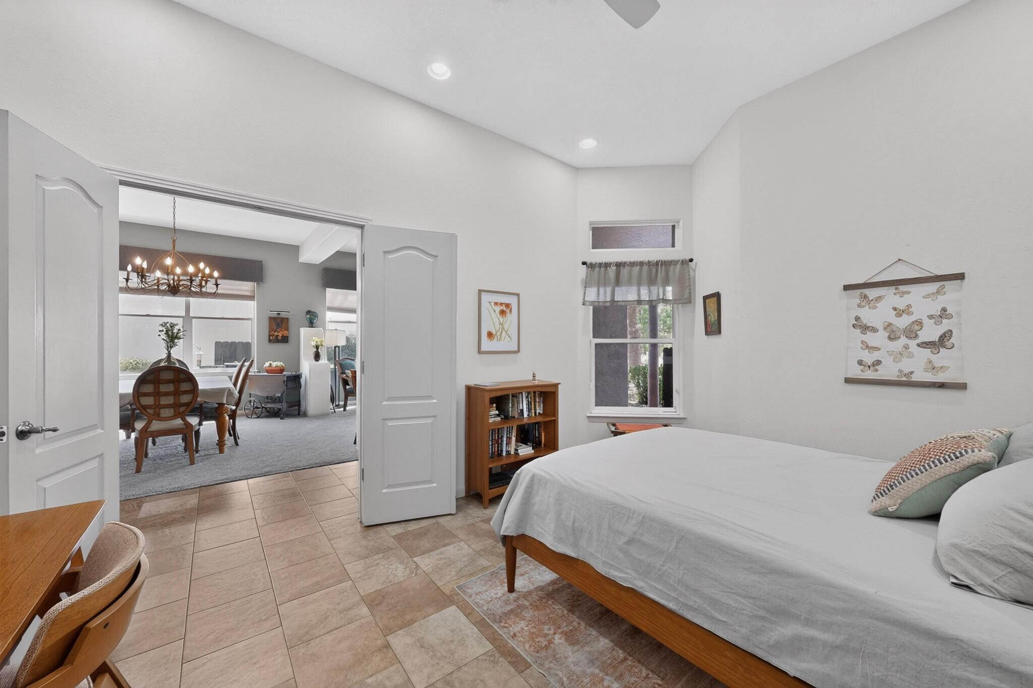 Photo 12 — 2805 Rio Orilla Lane NW