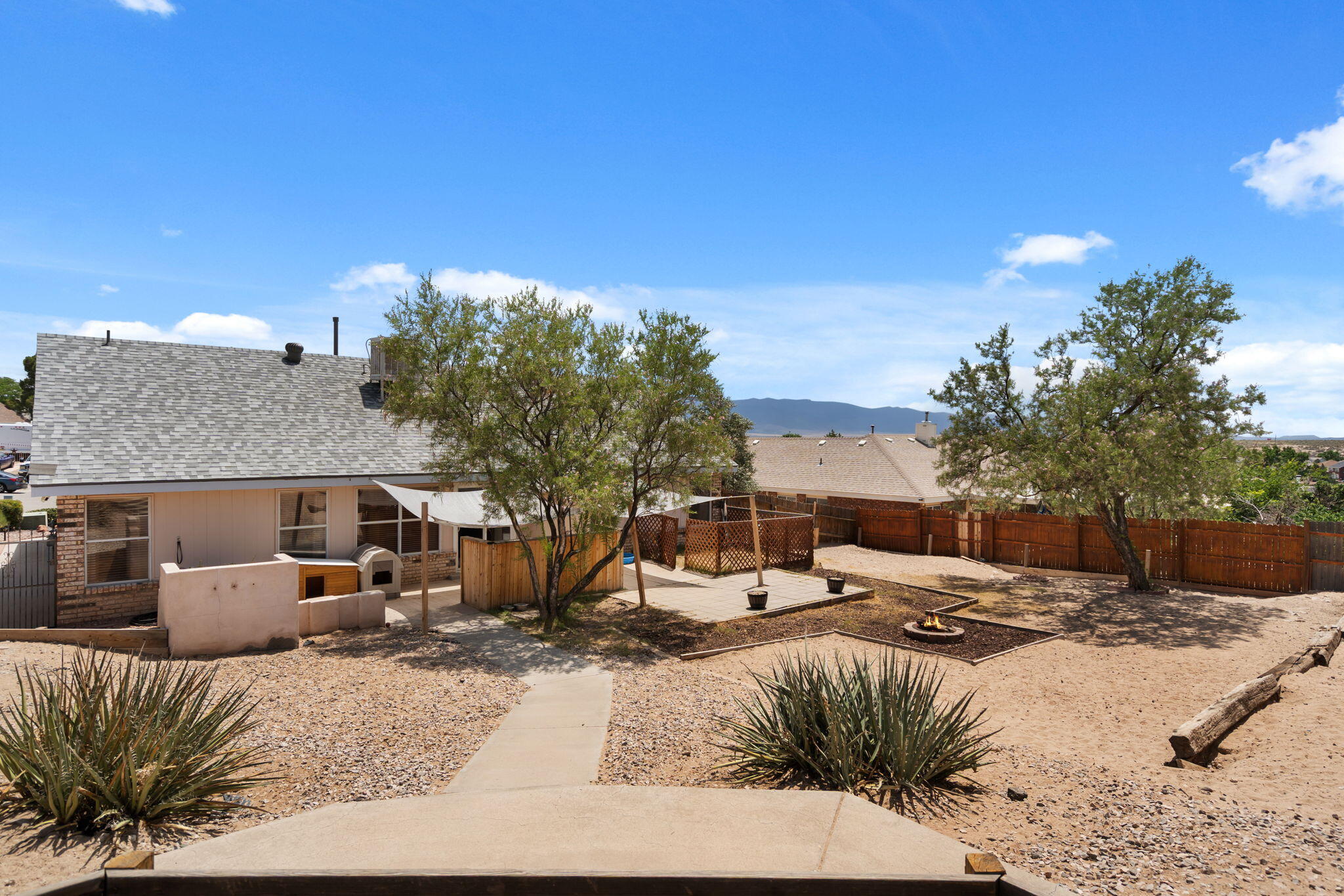 Photo 18 — 11 Aspen Terrace