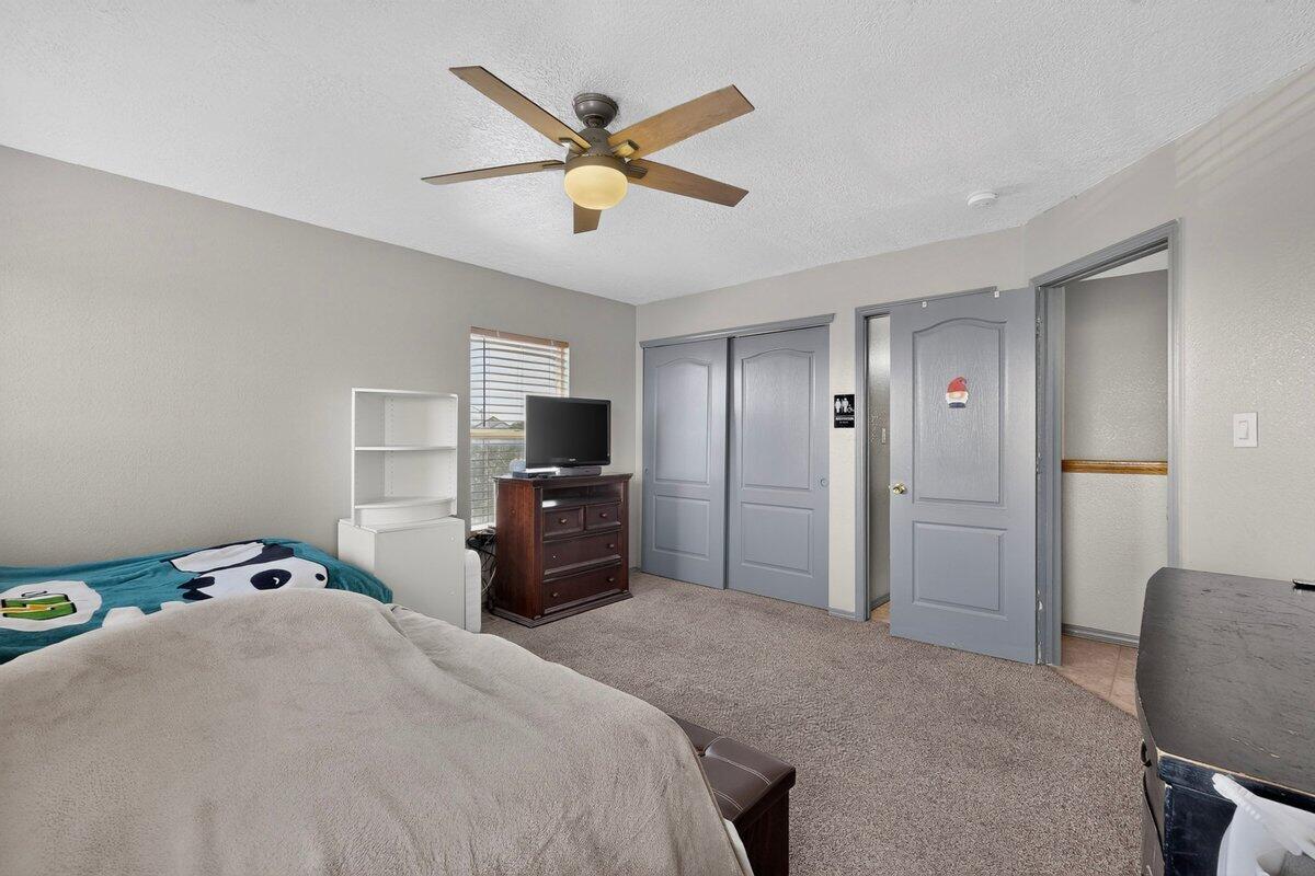 Photo 2 — 492 Desert Mist Drive SW