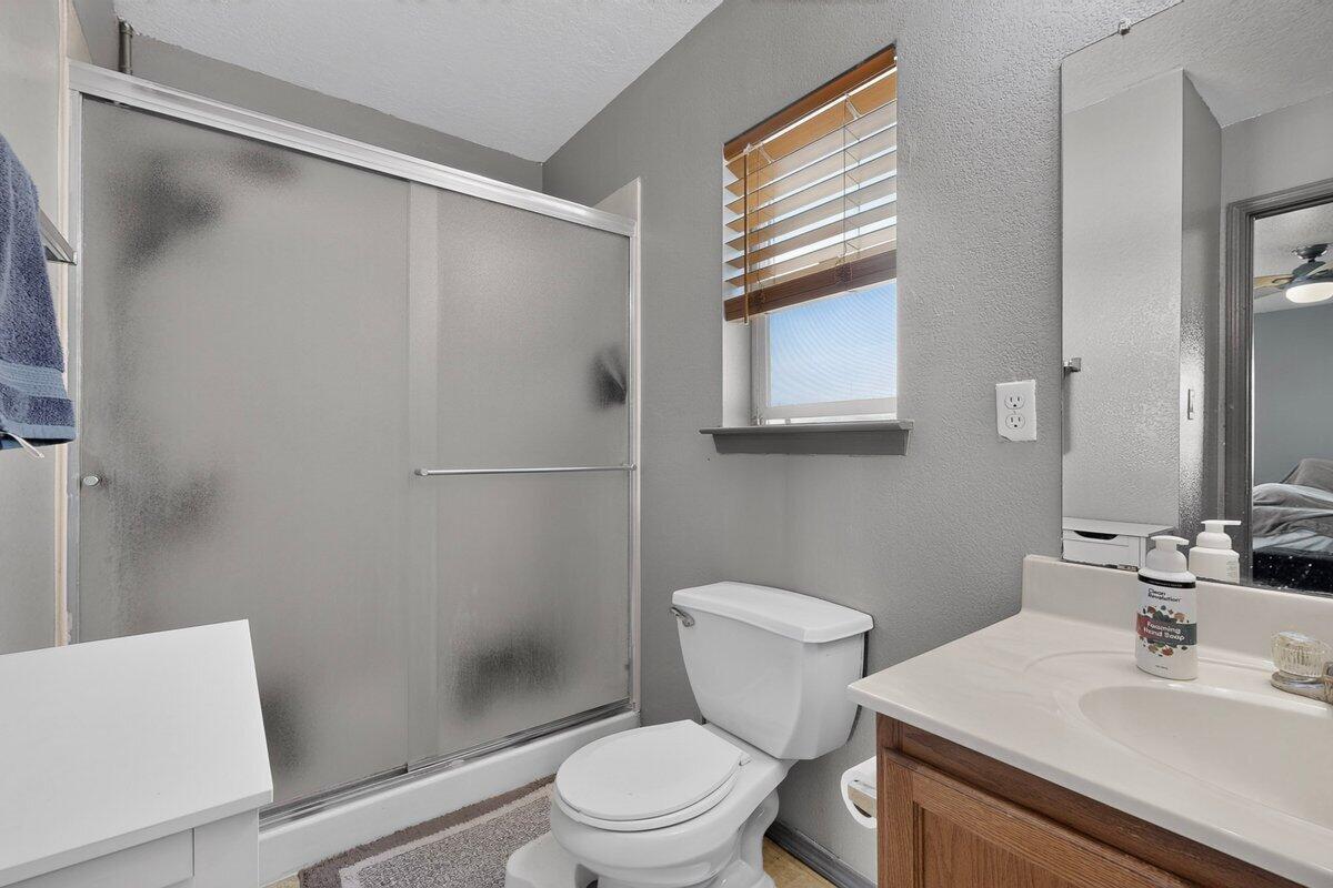 Photo 3 — 492 Desert Mist Drive SW