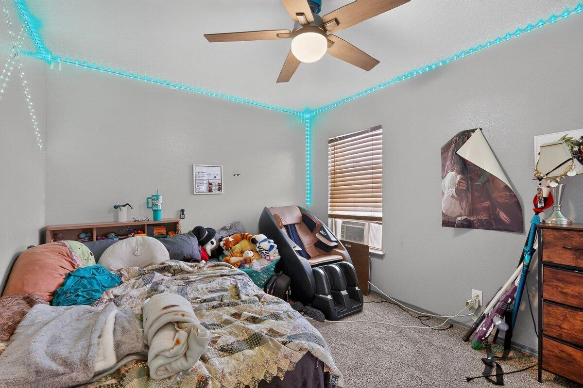 Photo 5 — 492 Desert Mist Drive SW