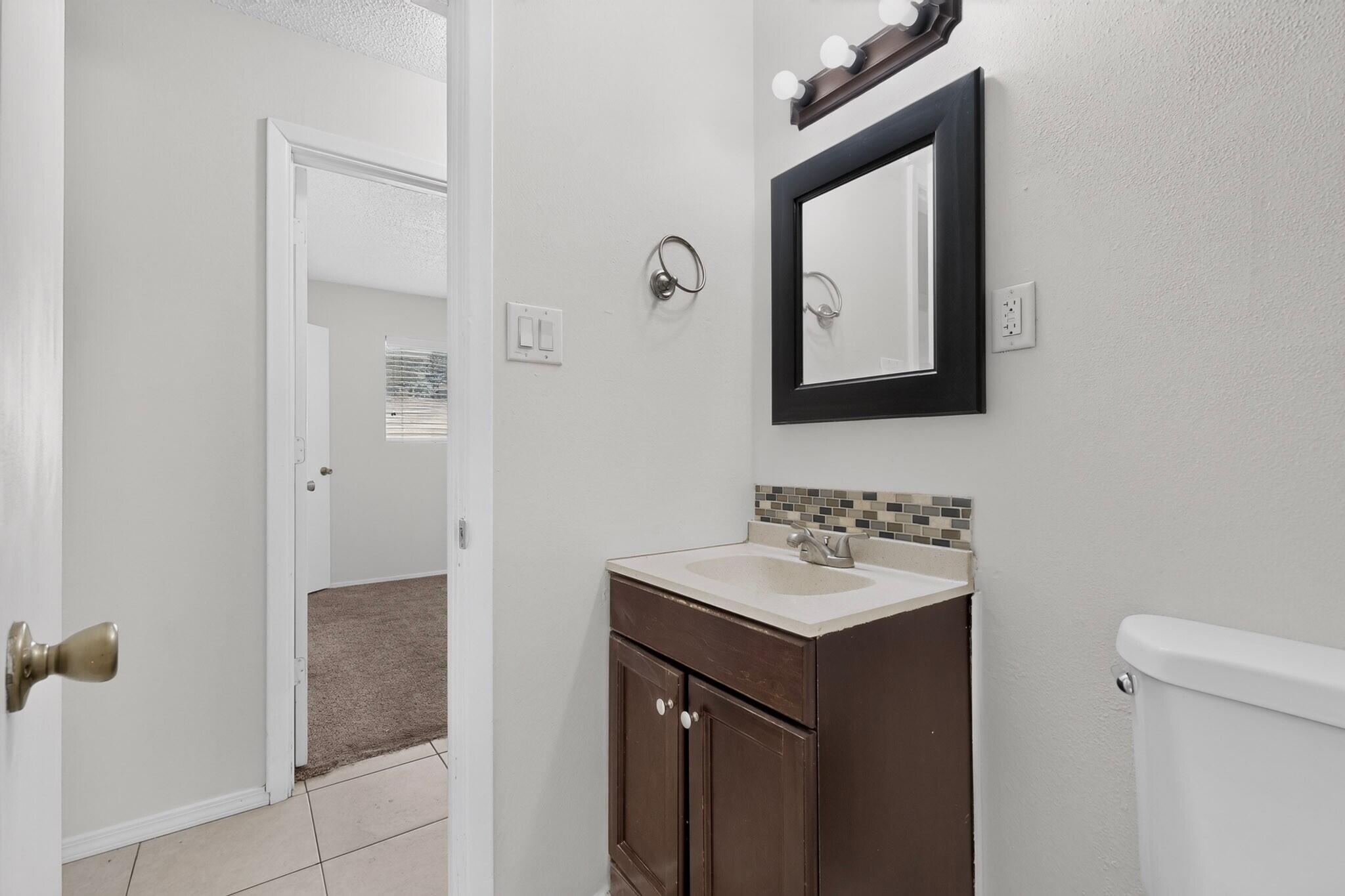 Photo 19 — 13105 Mountain View Avenue NE