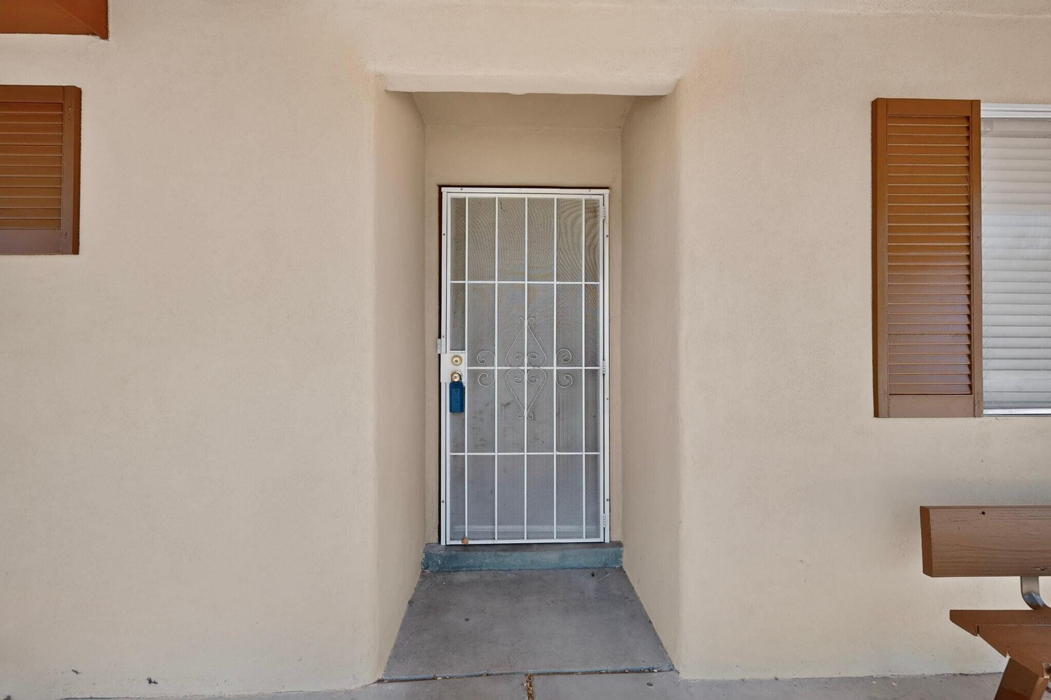 Photo 6 — 13105 Mountain View Avenue NE