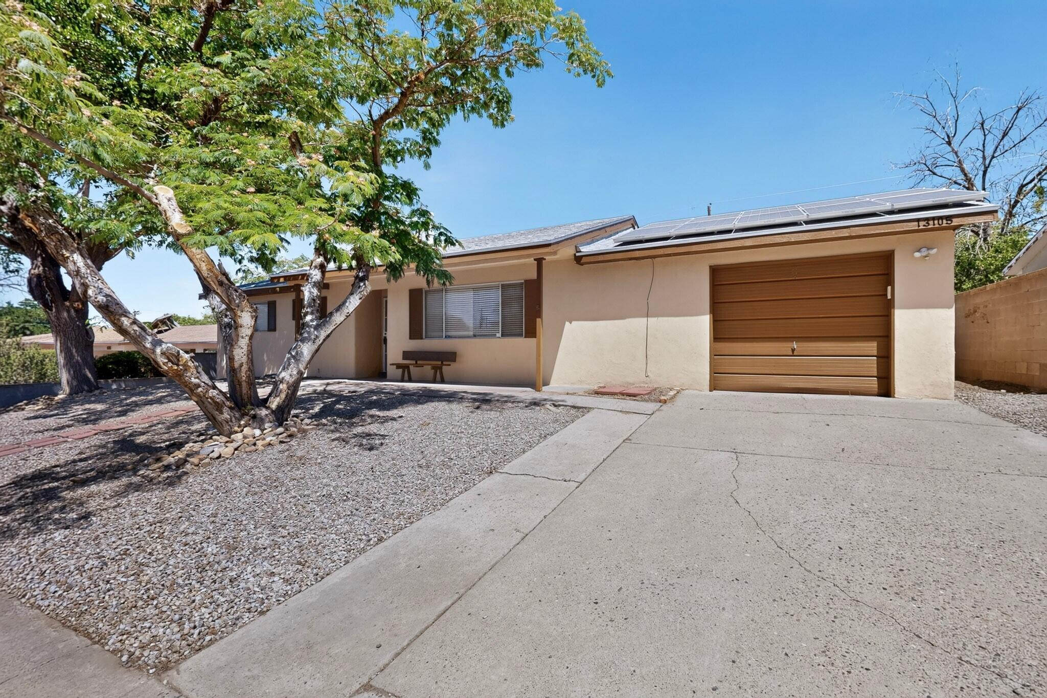 Photo 8 — 13105 Mountain View Avenue NE