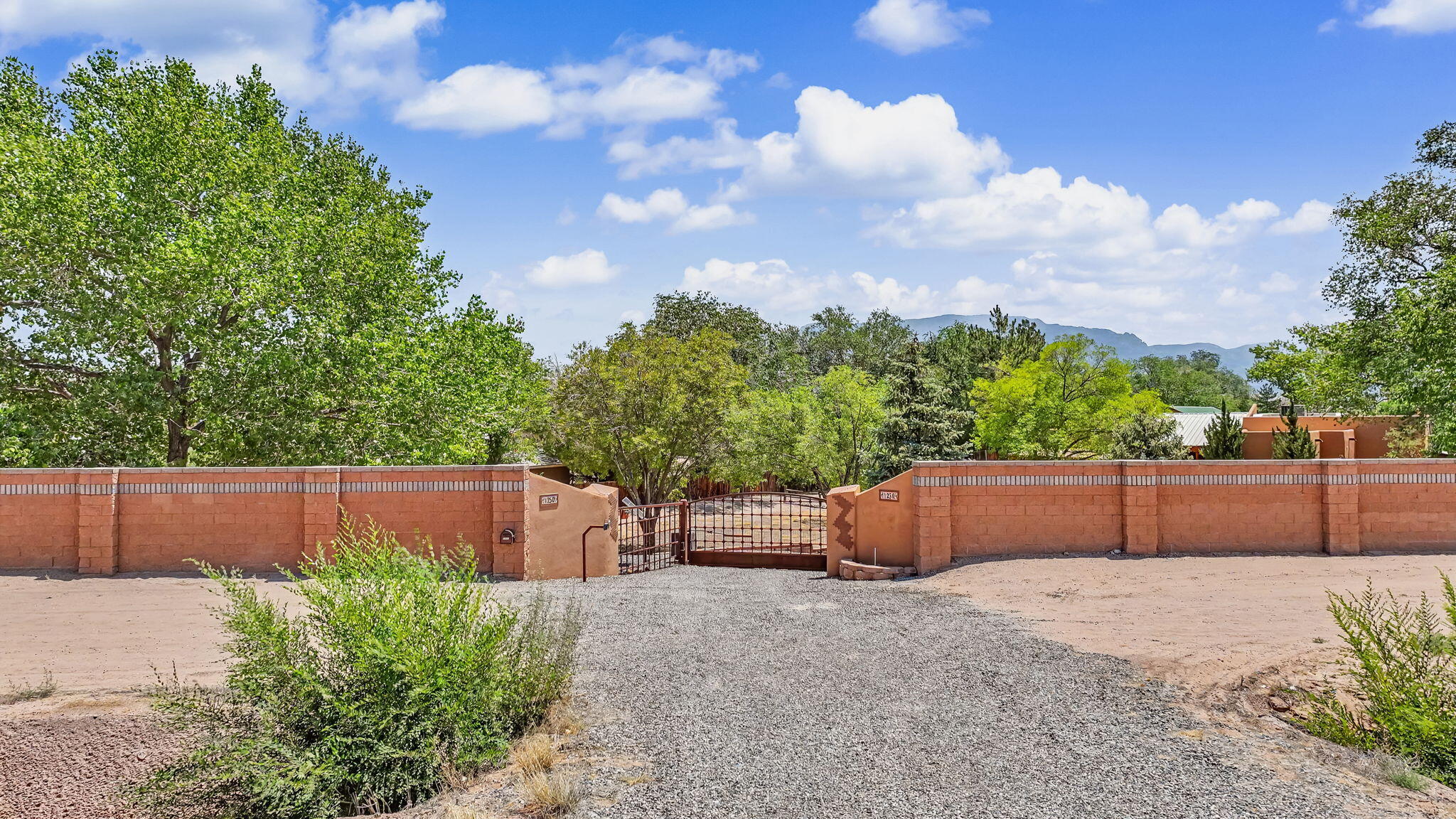 Photo 2 — 1250 Loma Larga Road
