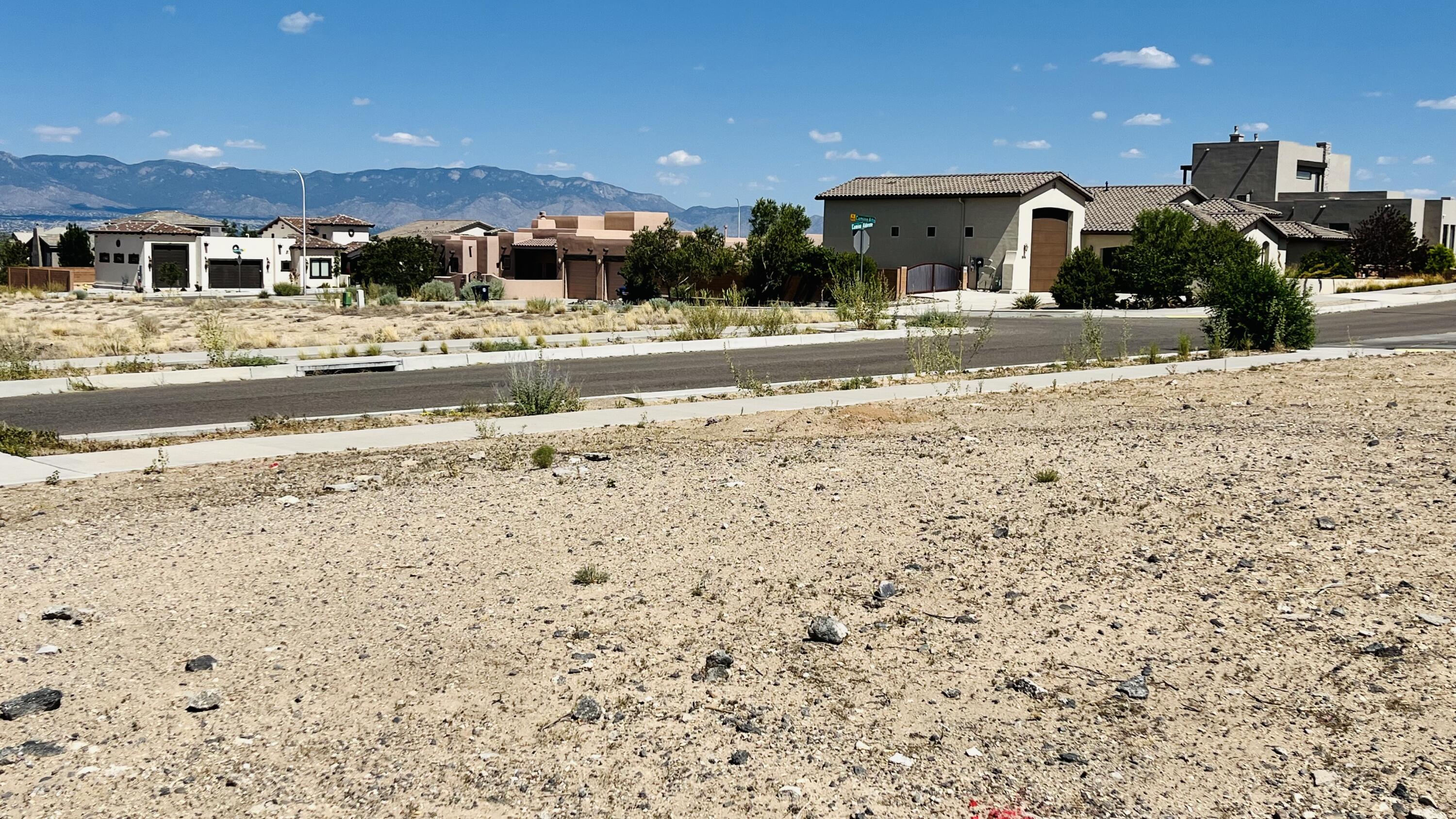 Photo 4 — 6301 Camino Alto Road NW