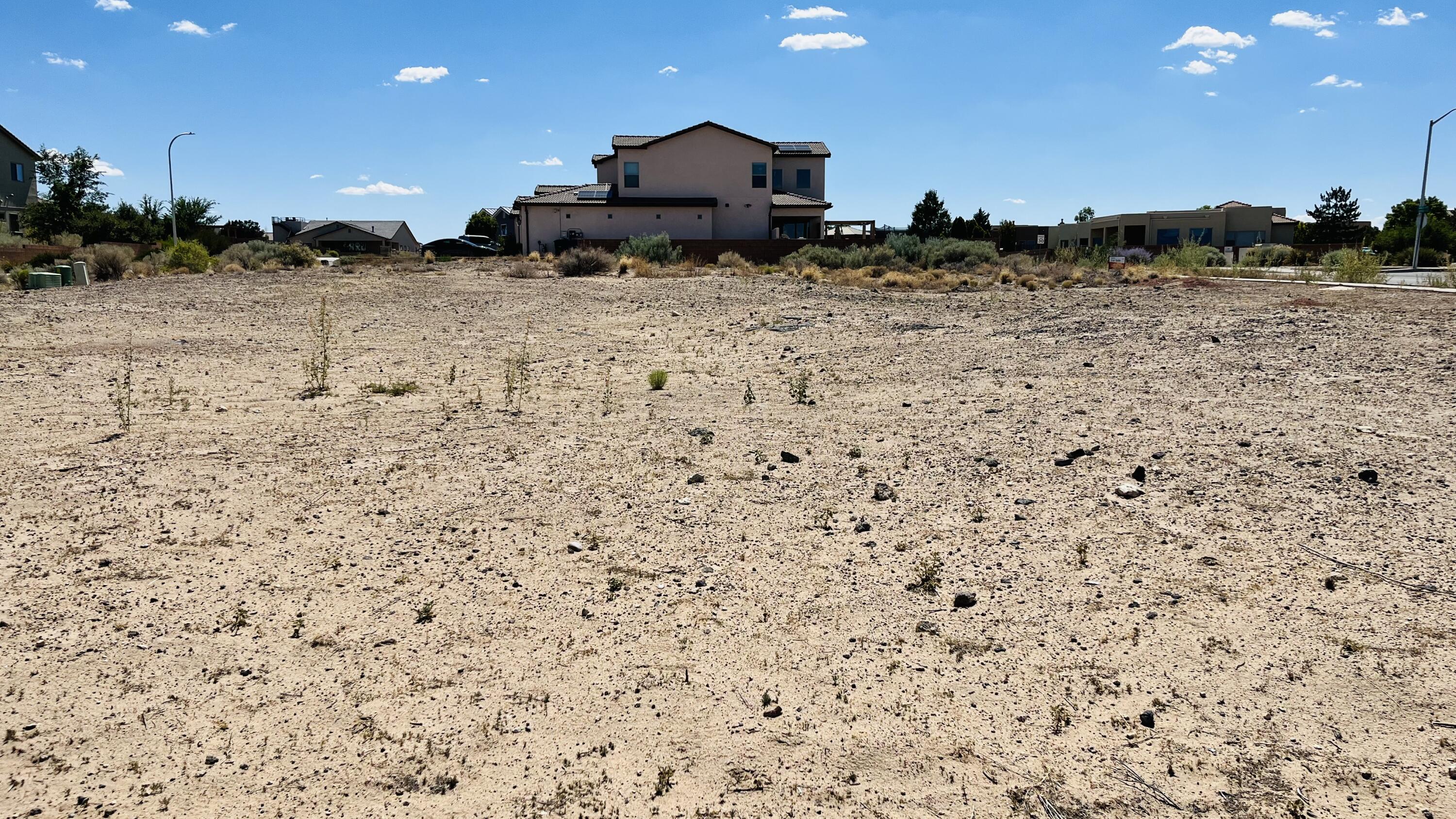 Photo 10 — 6301 Camino Alto Road NW