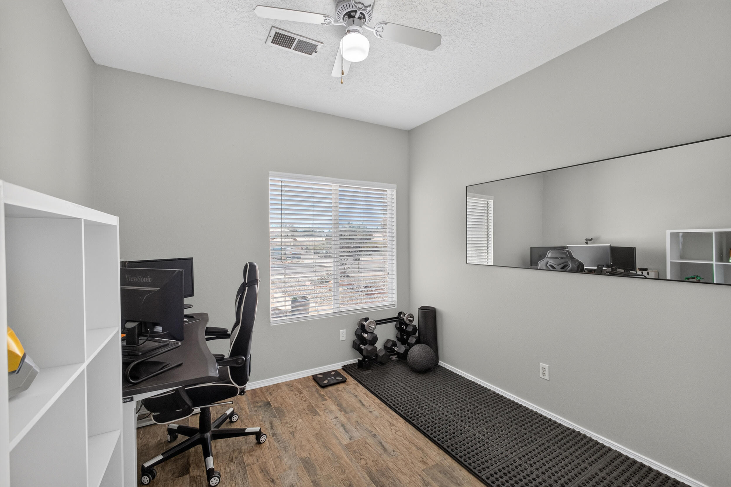Photo 8 — 6601 Vista Del Rancho Road NE